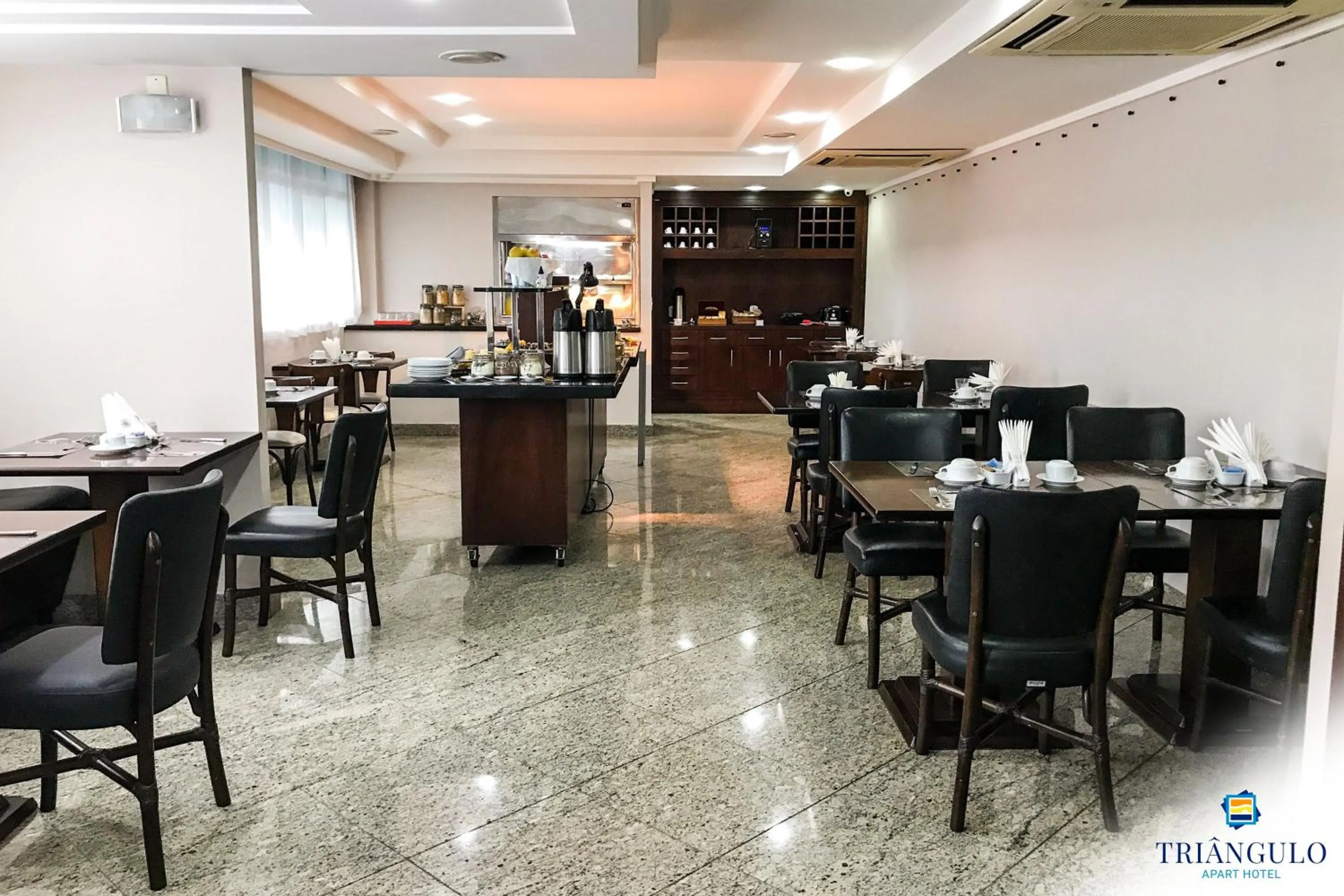 Restaurant/places to eat in Triângulo Apart Hotel