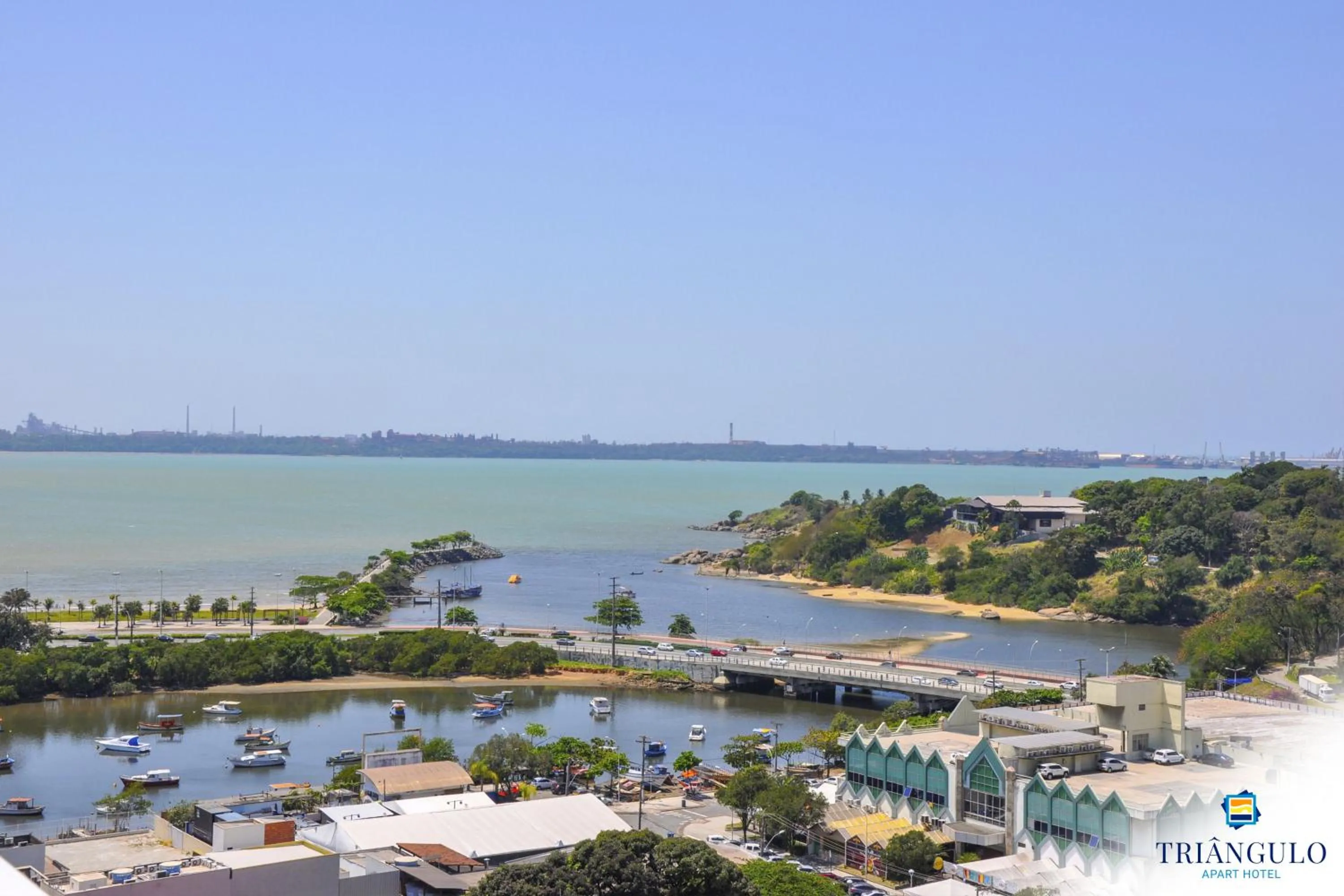 Beach in Triângulo Apart Hotel