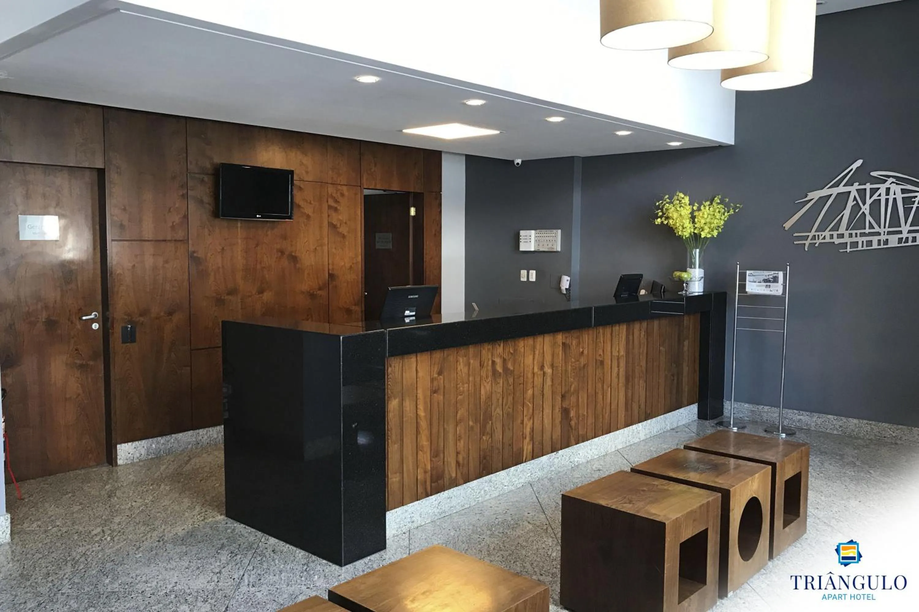 Lobby or reception in Triângulo Apart Hotel