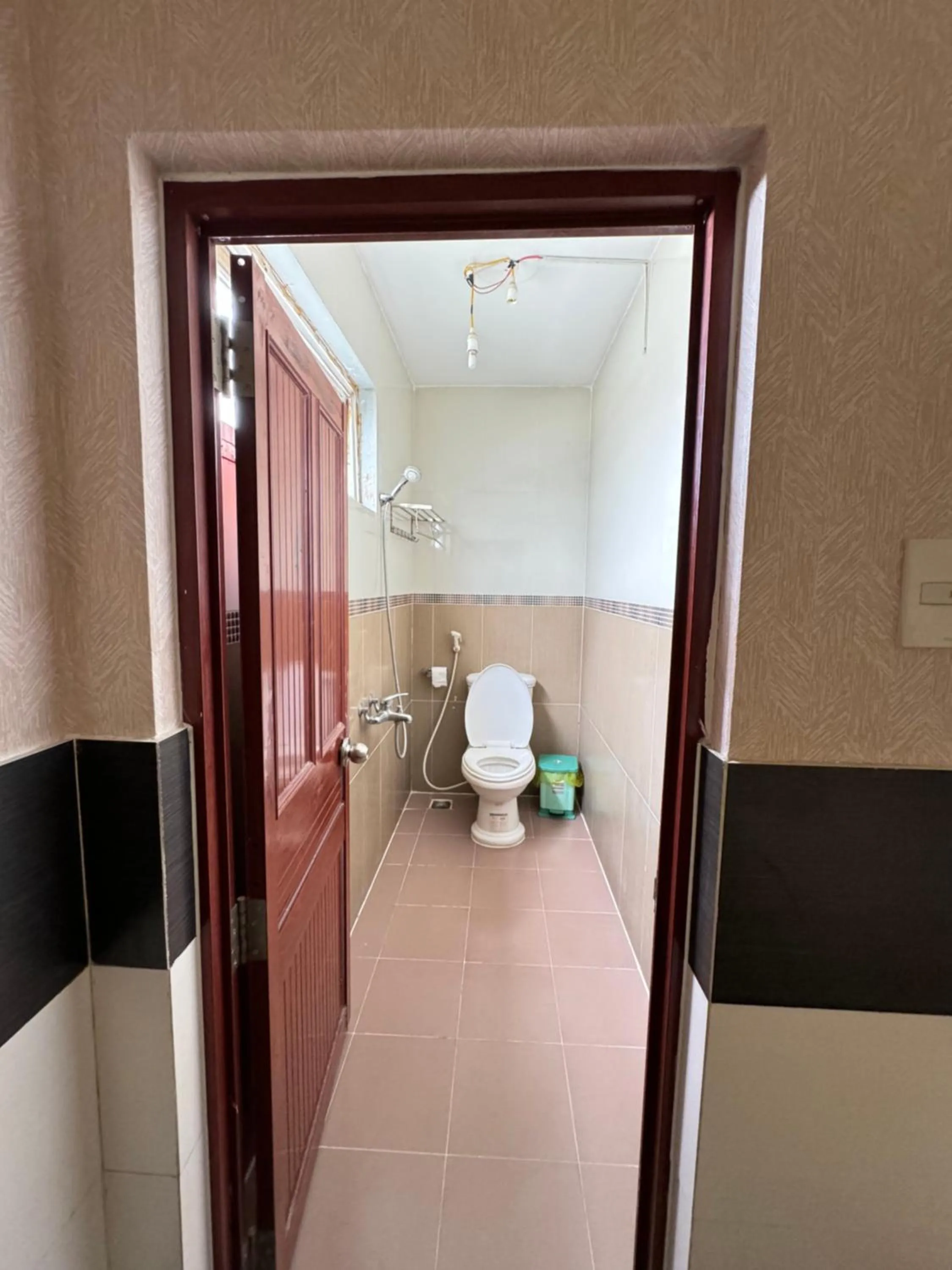 Bathroom in Sài Gòn Hotel Bình Tân