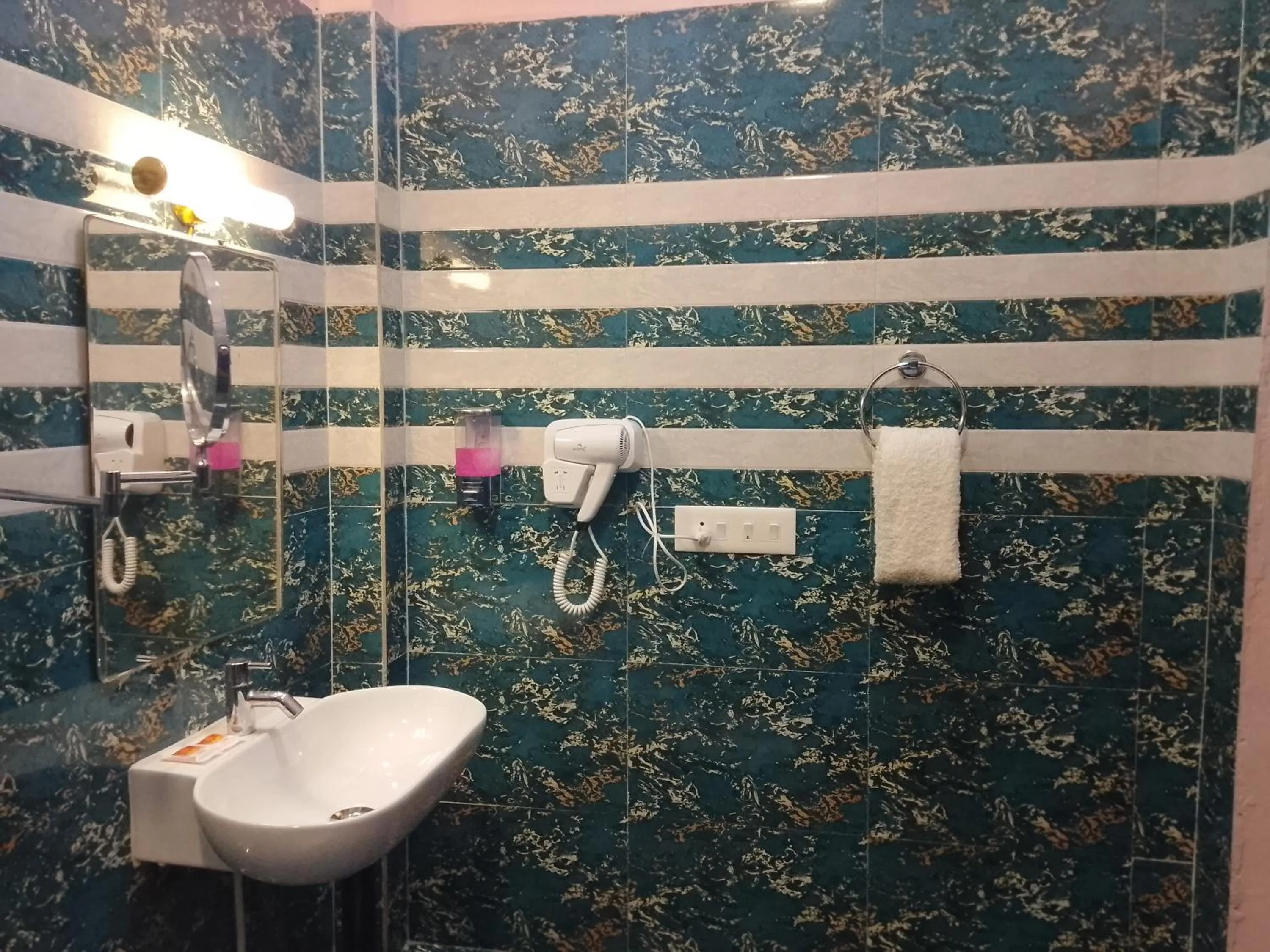 Chan Beach Resort & Hotel