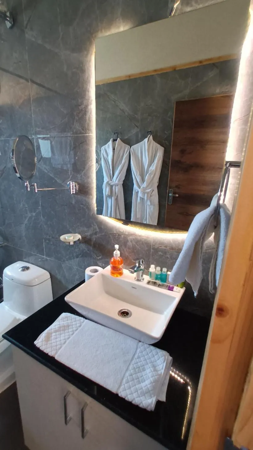 Toilet in Chan Beach Resort & Hotel