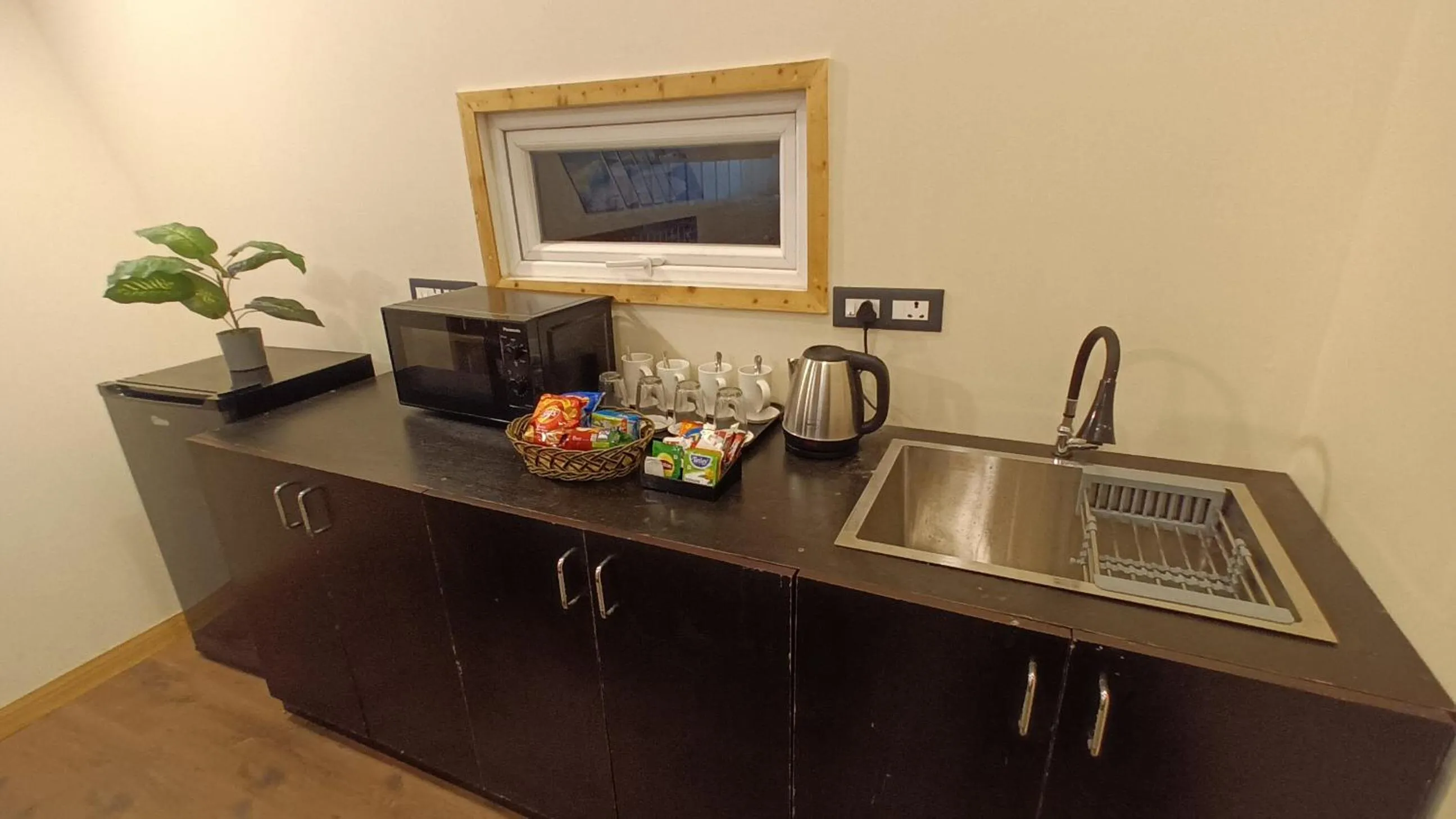 Coffee/tea facilities in Chan Beach Resort & Hotel