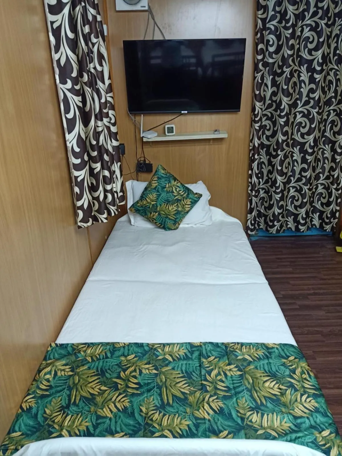 Bed in Chan Beach Resort & Hotel