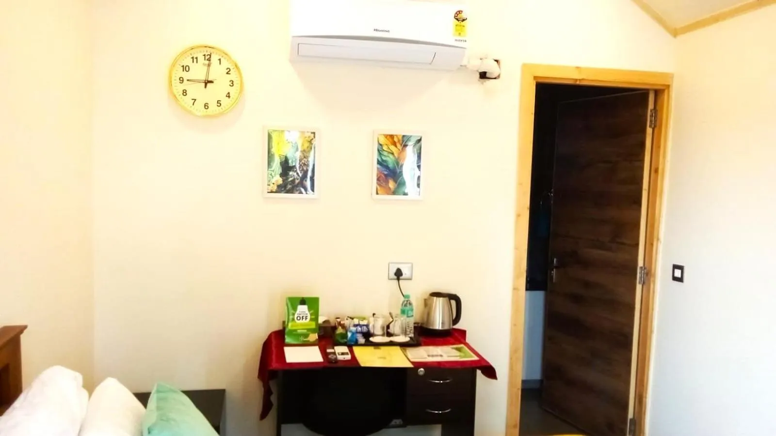 Photo of the whole room in Chan Beach Resort & Hotel