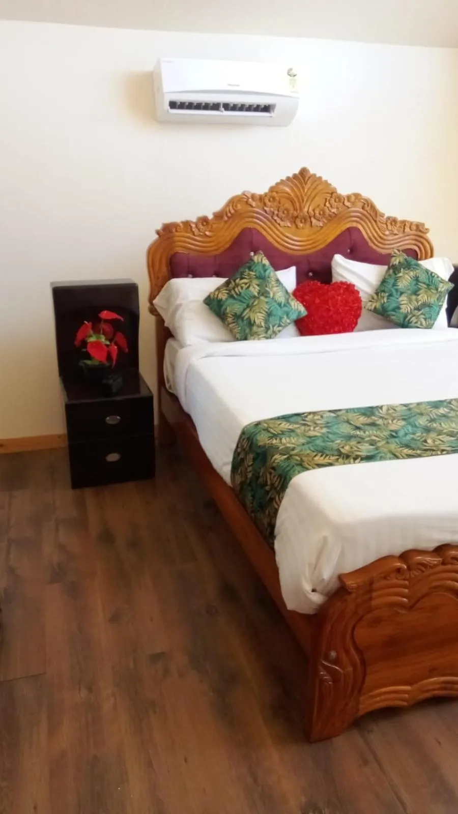 Bed in Chan Beach Resort & Hotel