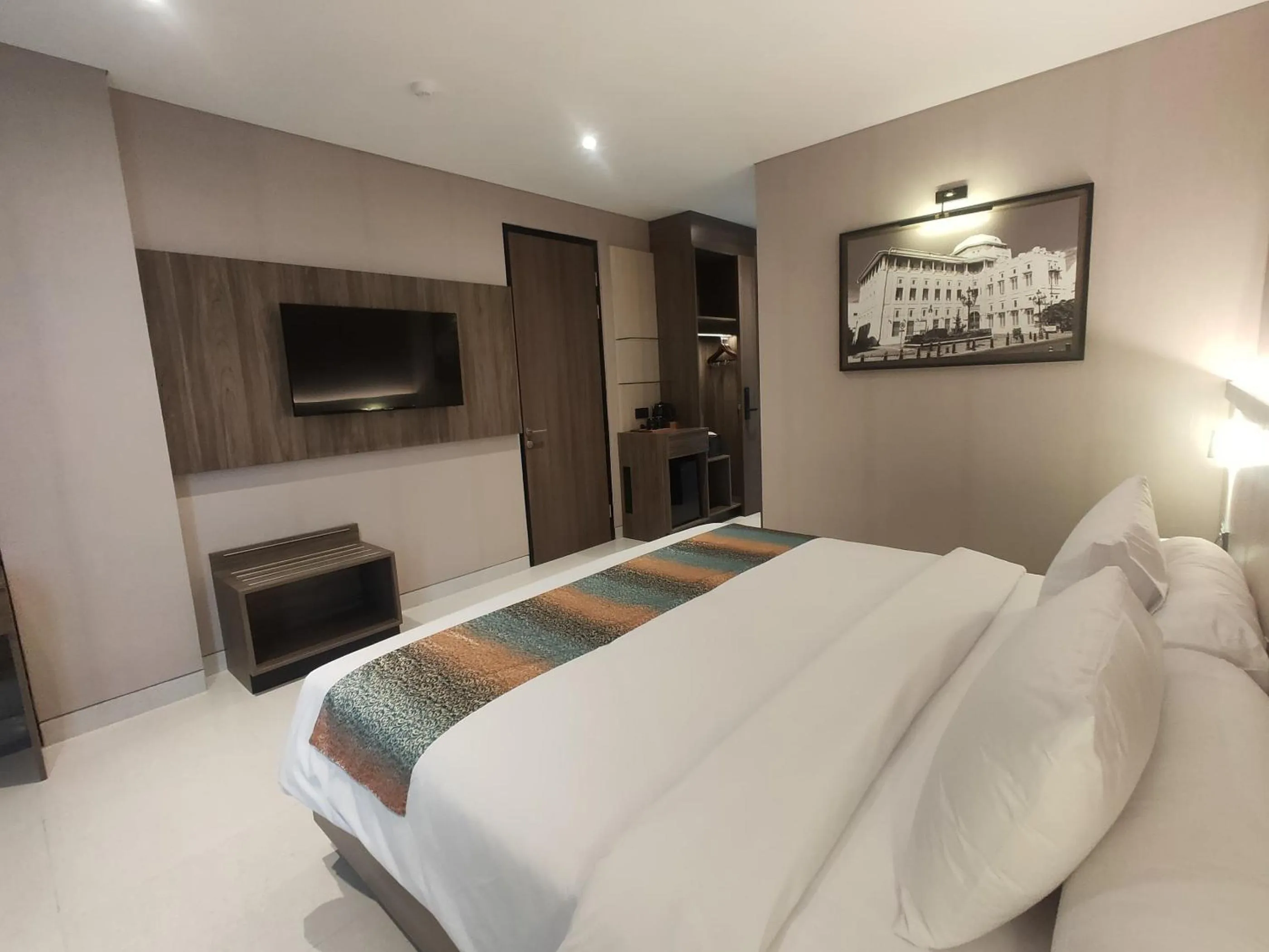 Bed in Eno Front One Hotel Semarang