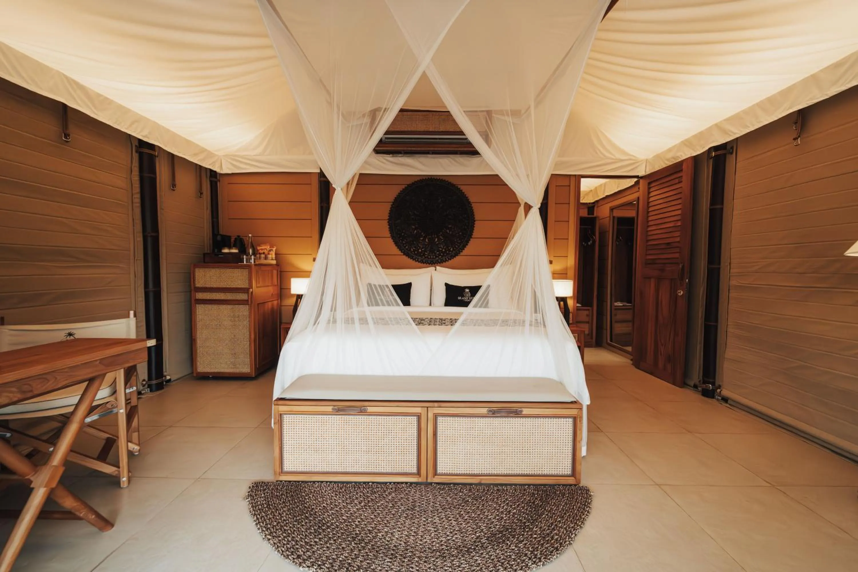 Photo of the whole room, Bed in Glamp Nusa