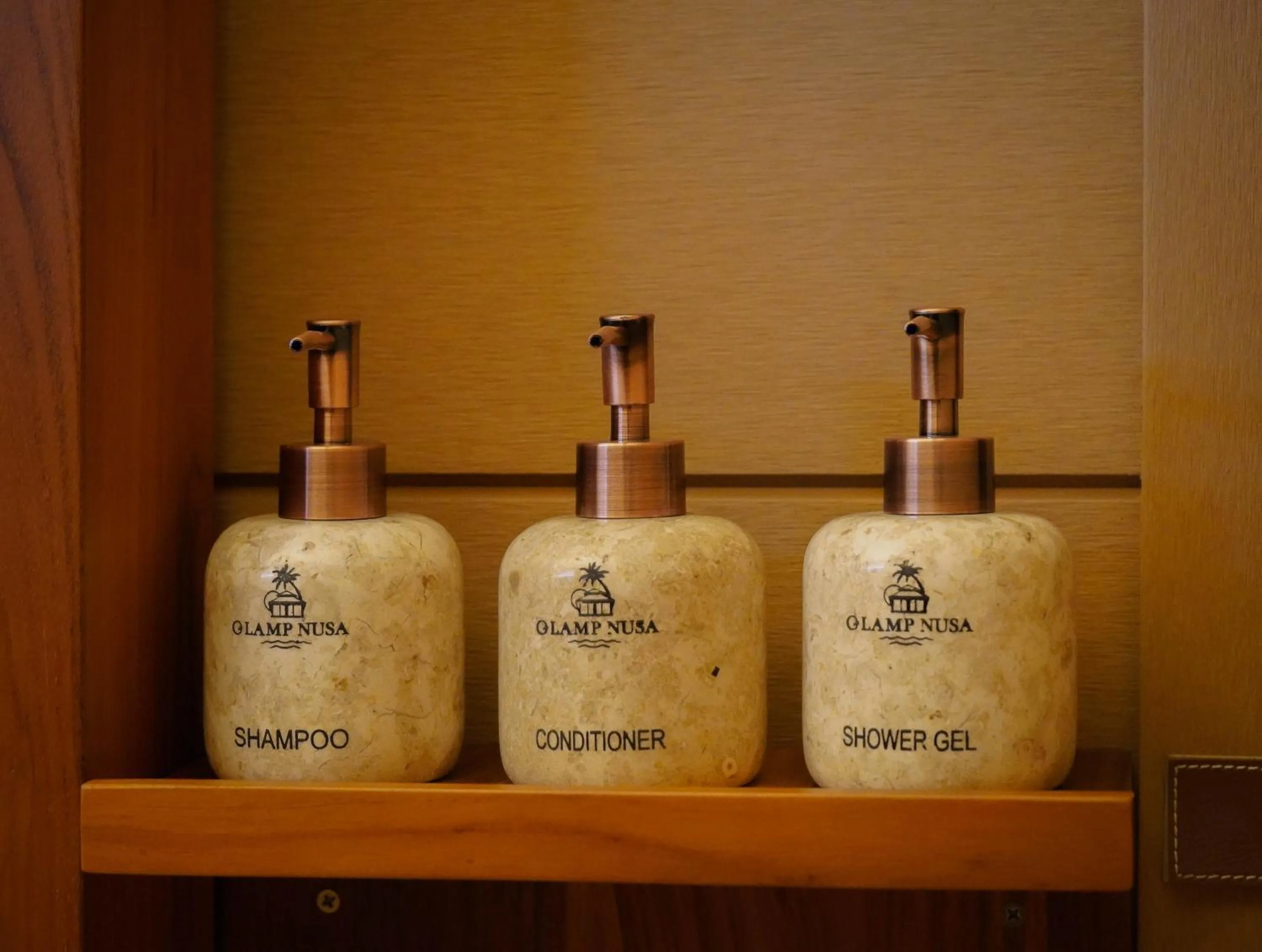 Bathroom in Glamp Nusa