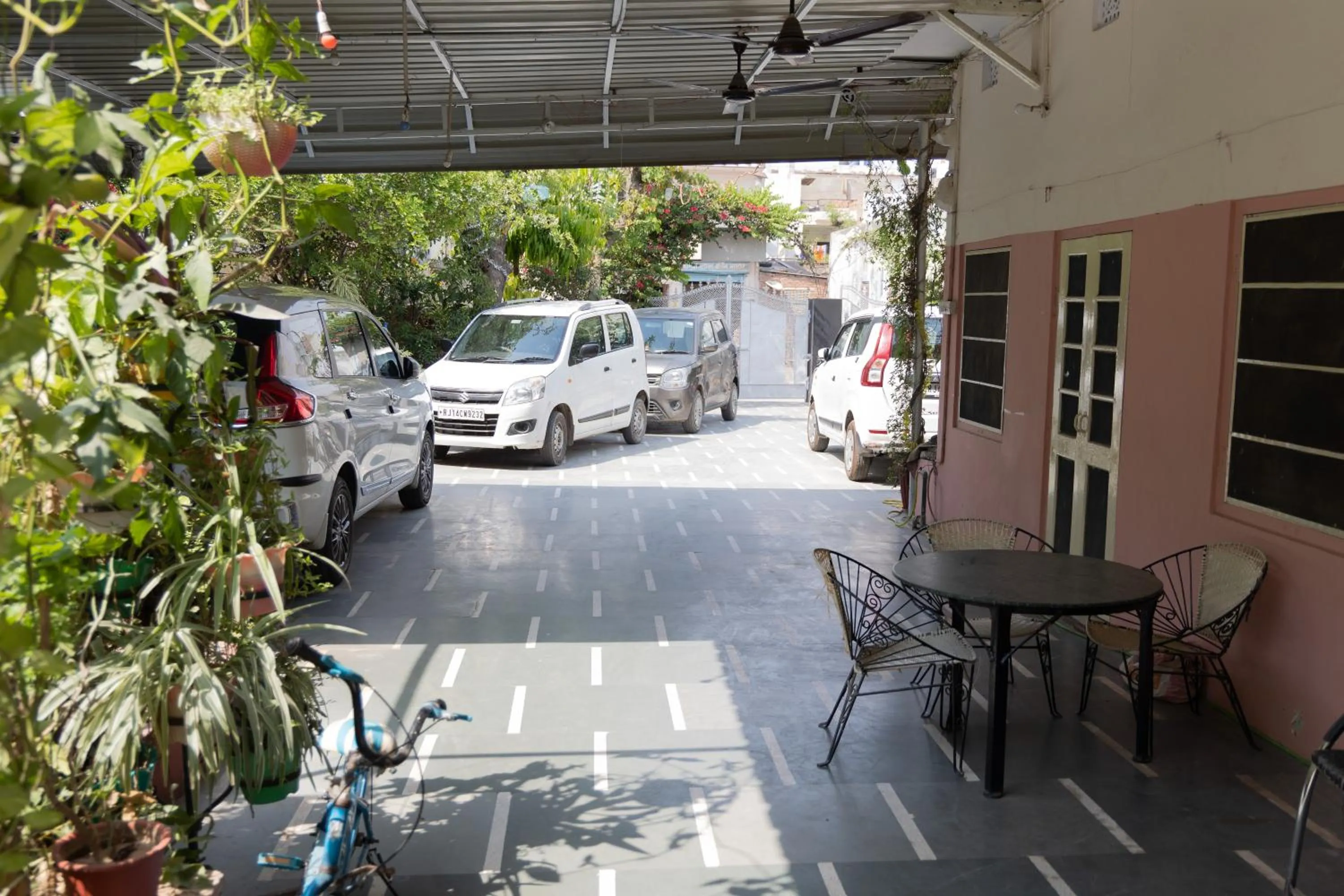 Day in Homestay Urmil Basant