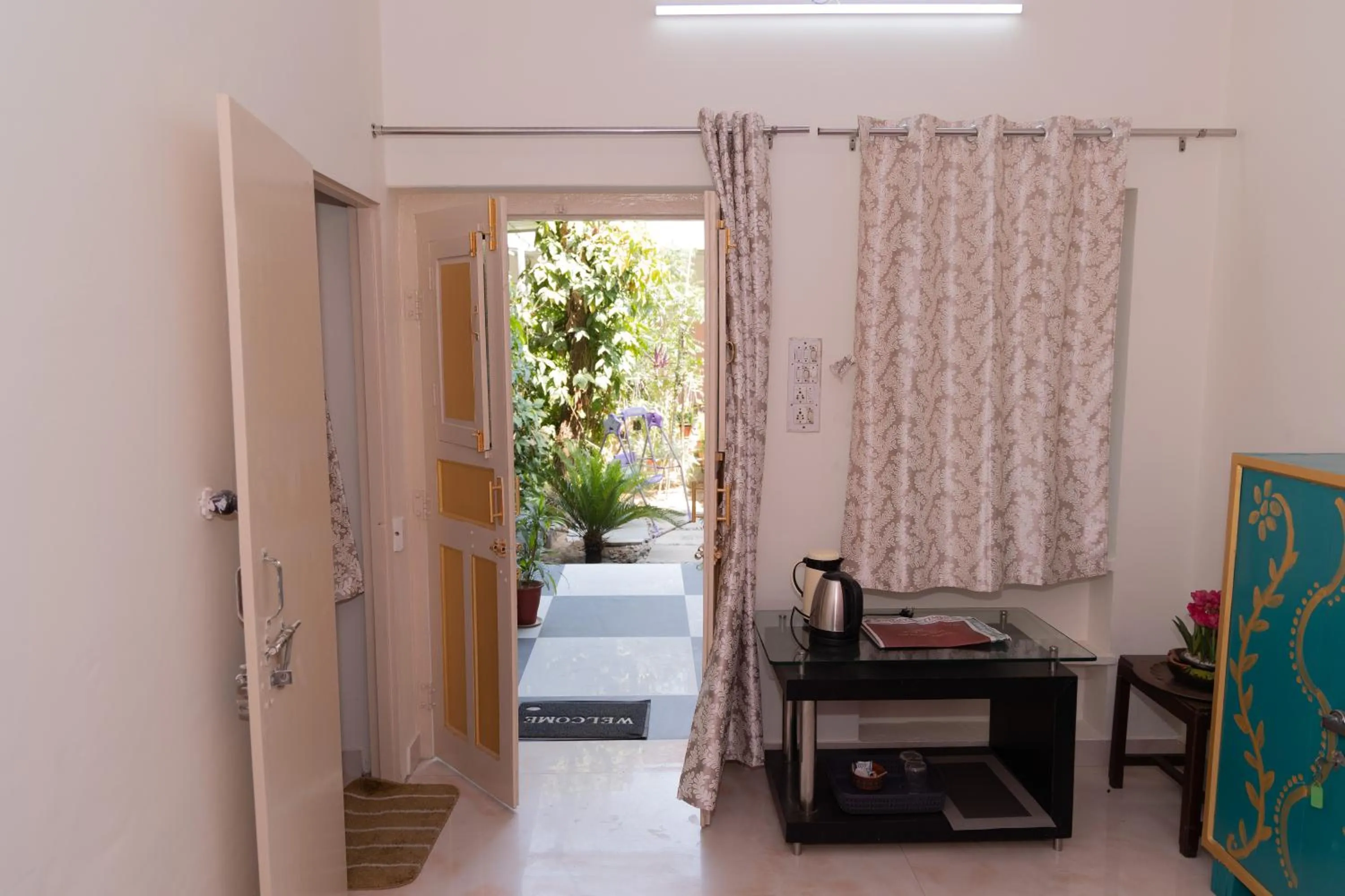 Dining area in Homestay Urmil Basant