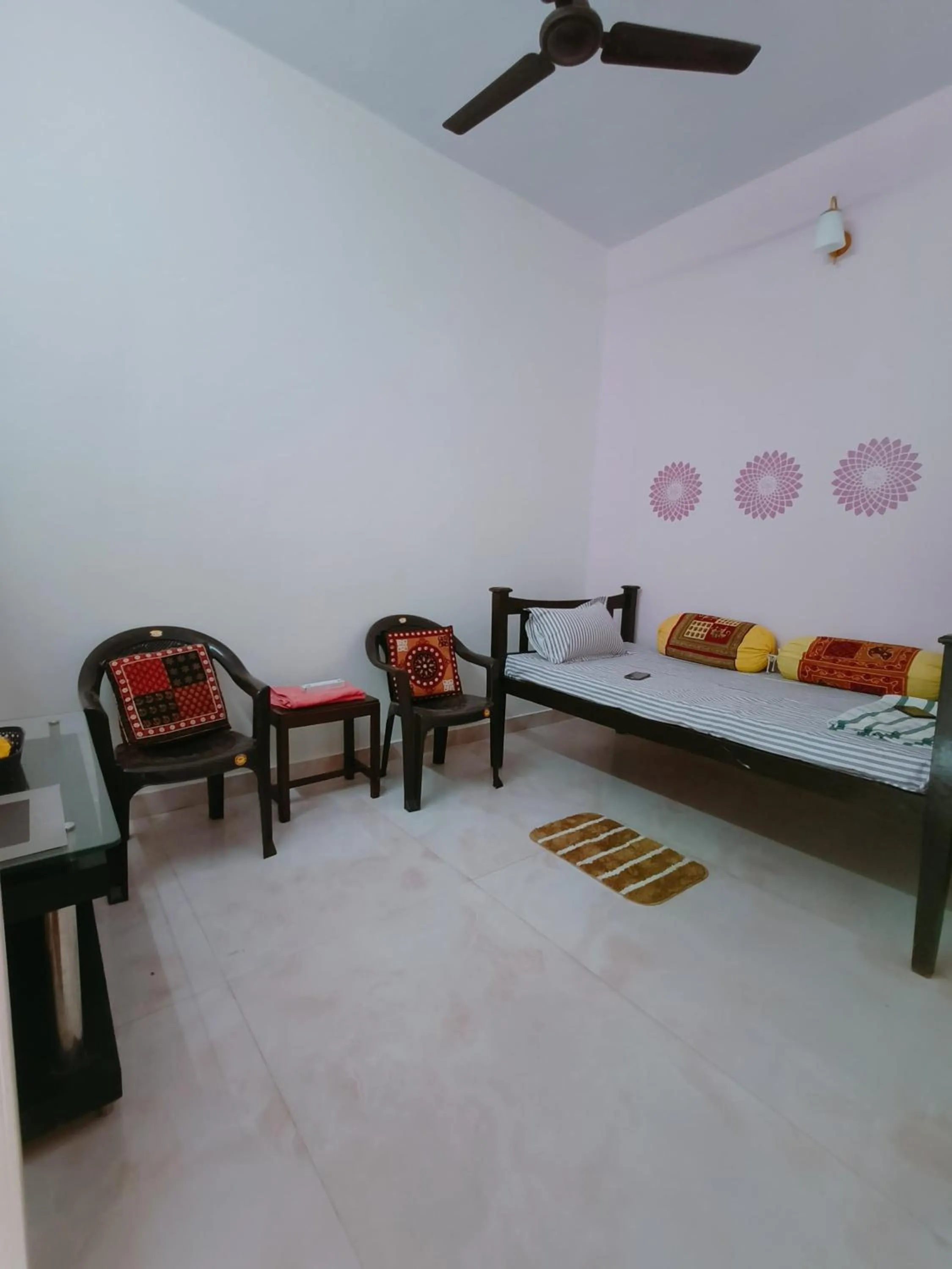 Bed in Homestay Urmil Basant