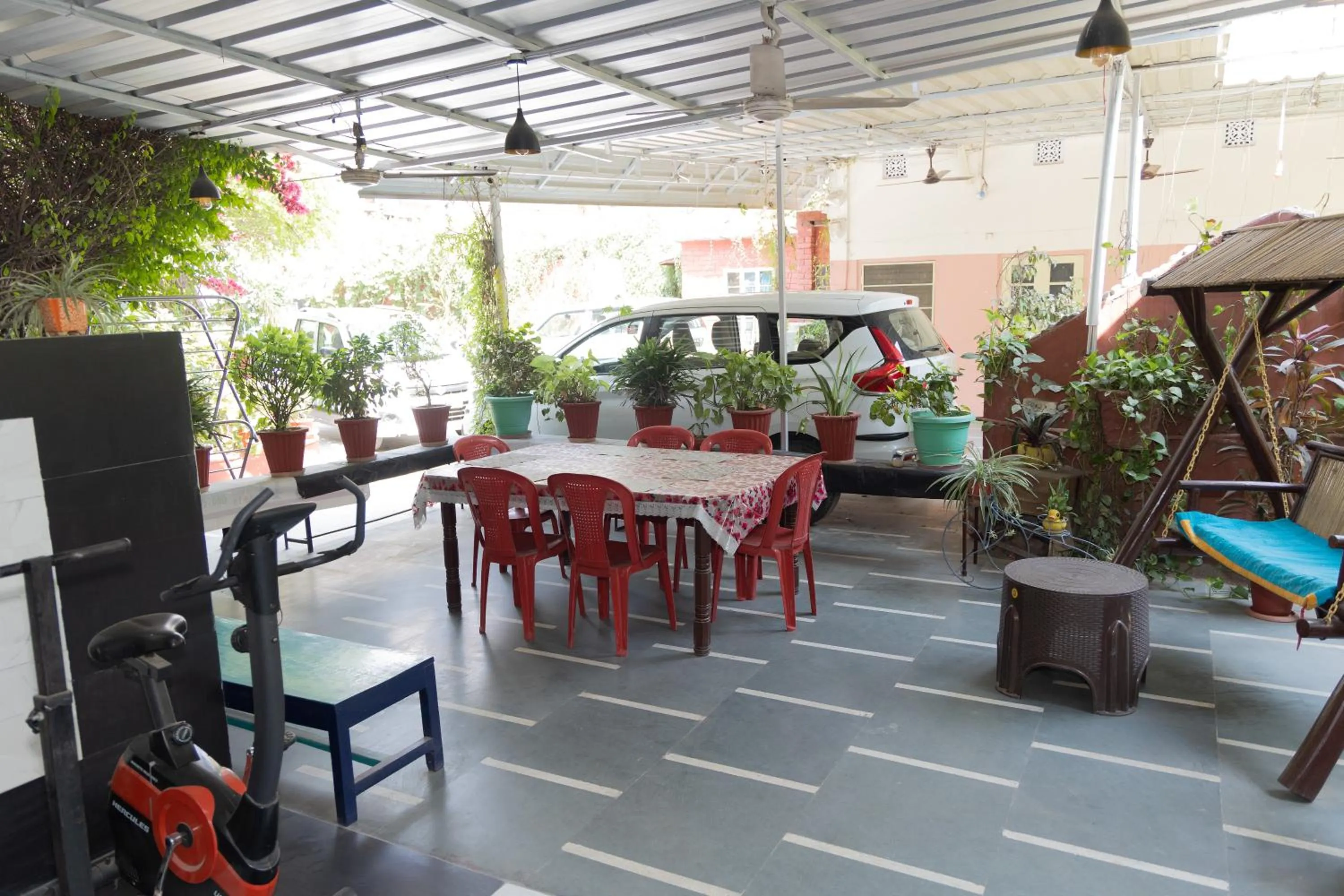 Day in Homestay Urmil Basant