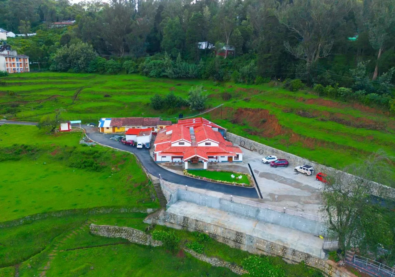 Bird's eye view in Lauriston Ooty Town Heritage Bungalow by VOYE HOMES
