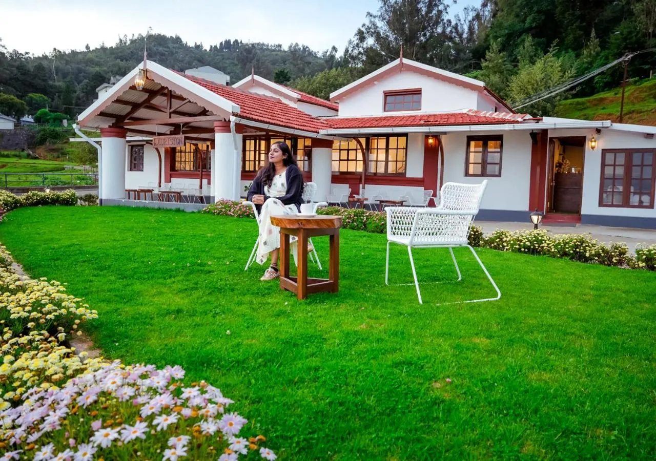 Property building in Lauriston Ooty Town Heritage Bungalow by VOYE HOMES