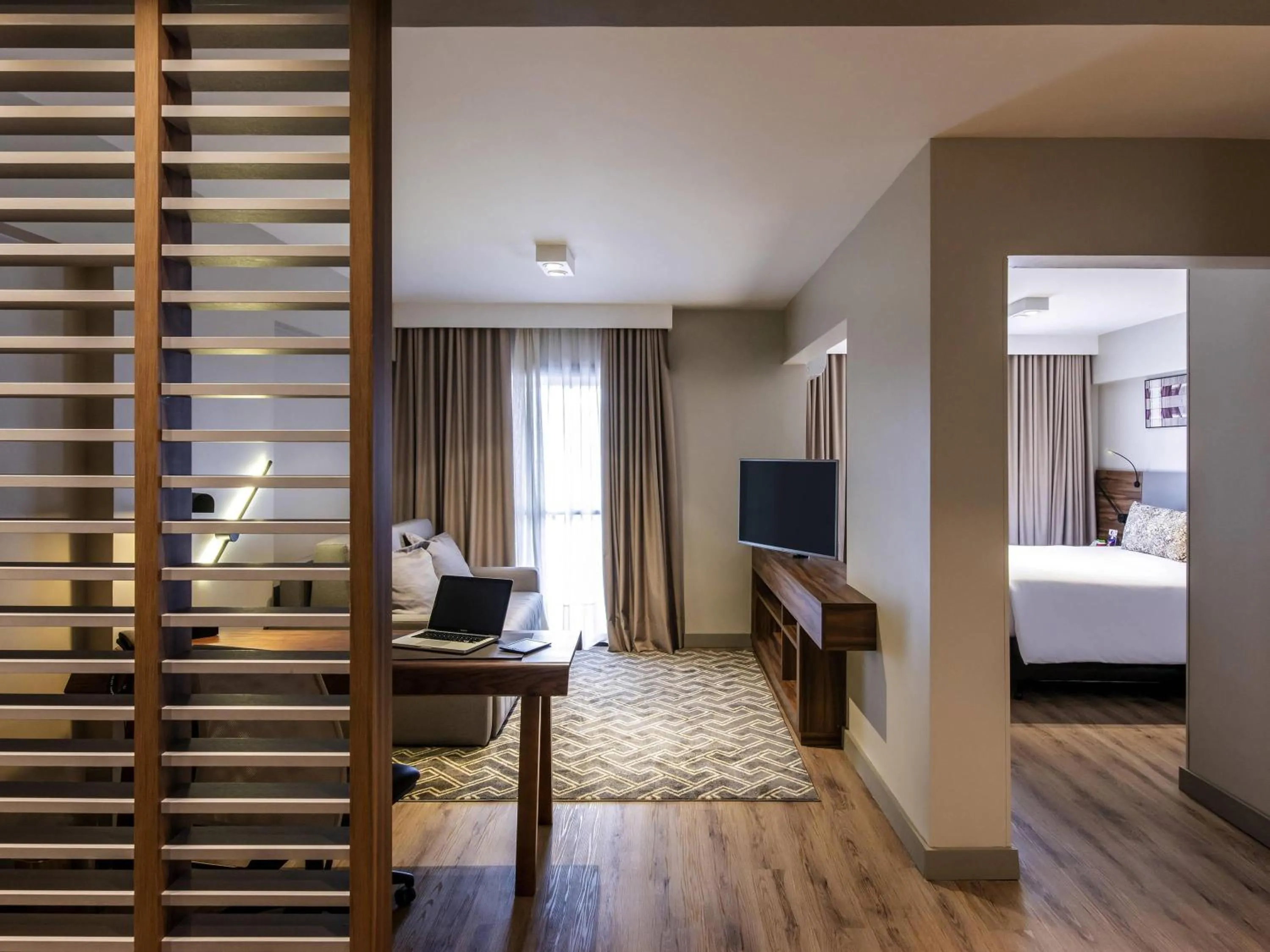 Bedroom, Bed in Mercure Curitiba Batel