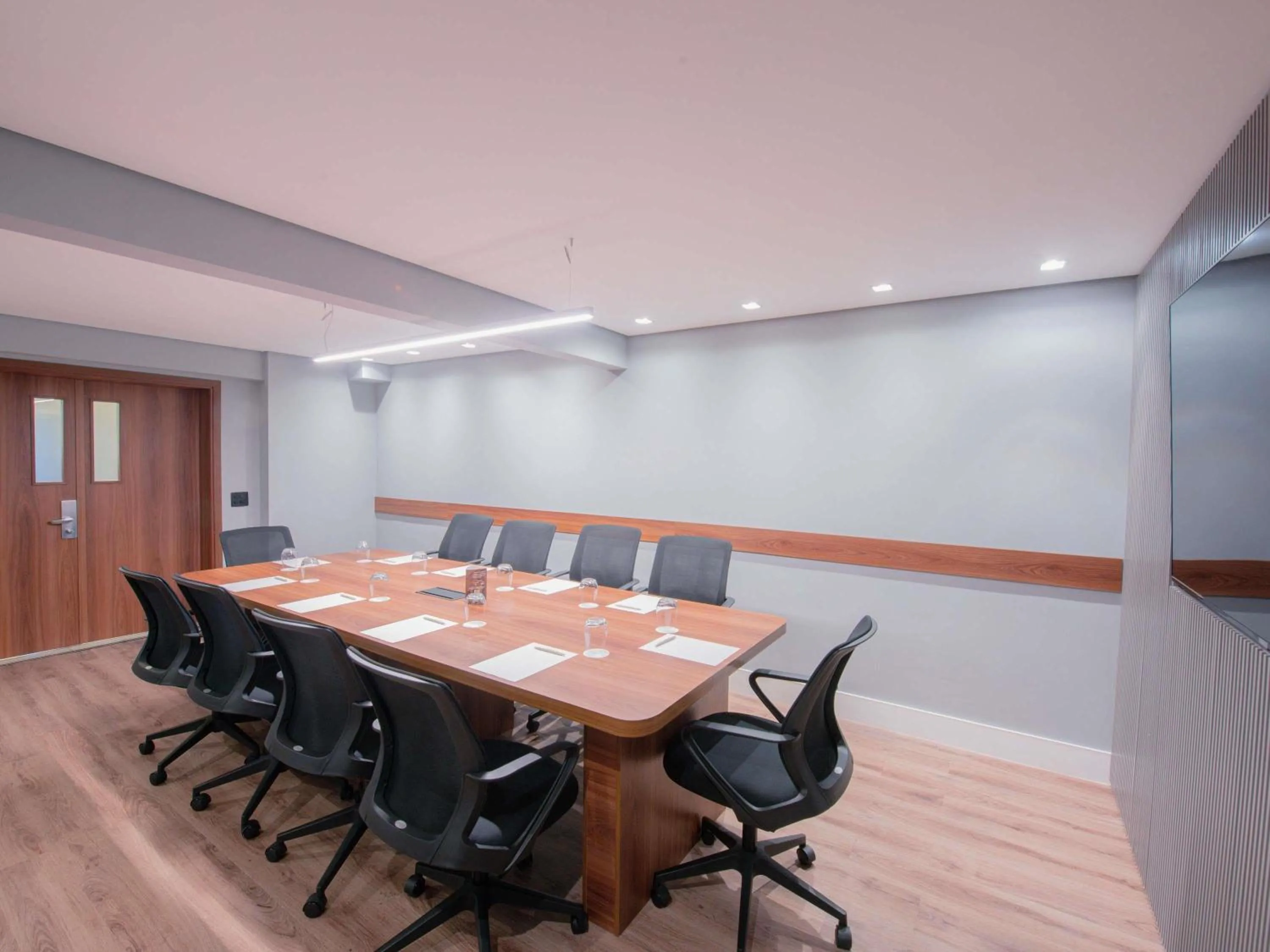 Meeting/conference room in Mercure Curitiba Batel