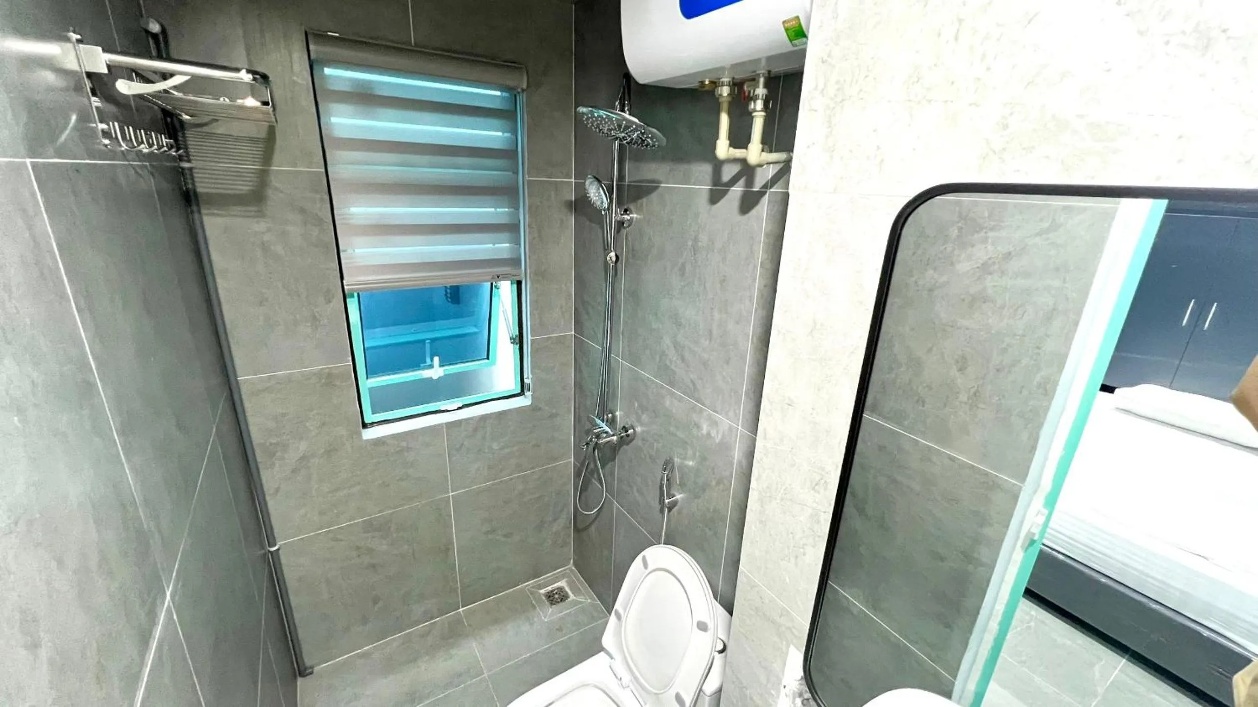 Shower in Era Apartment Cat Linh