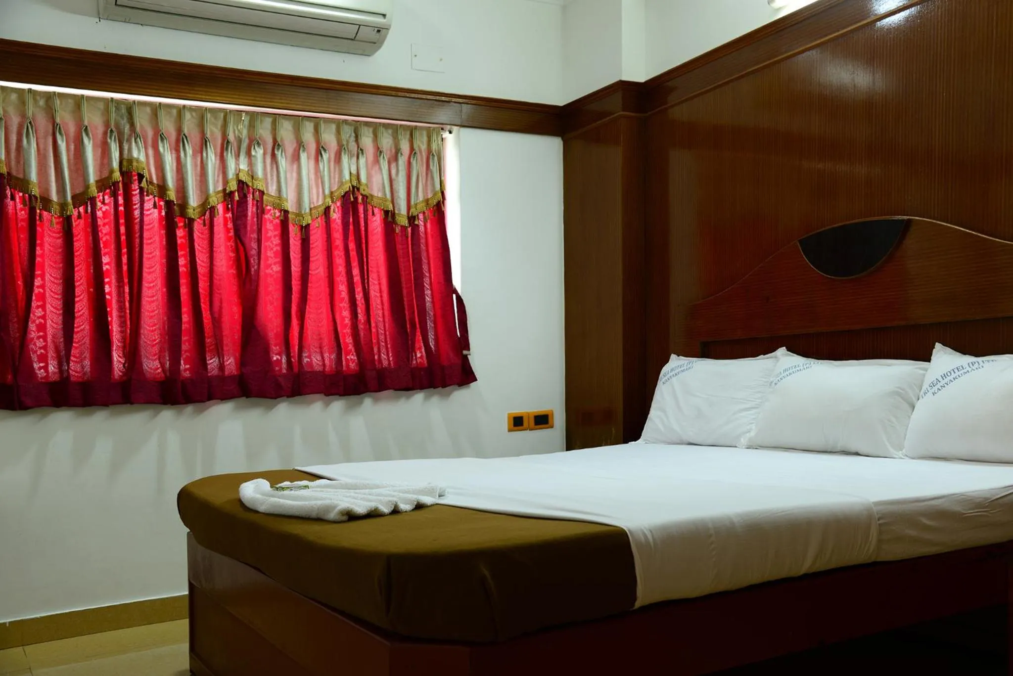 Bed in Hotel Tri Sea