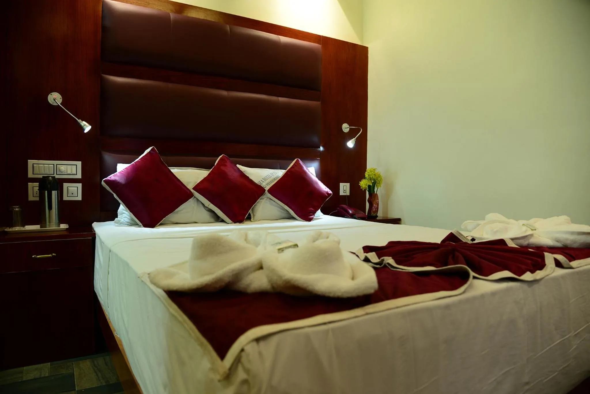 Bed in Hotel Tri Sea