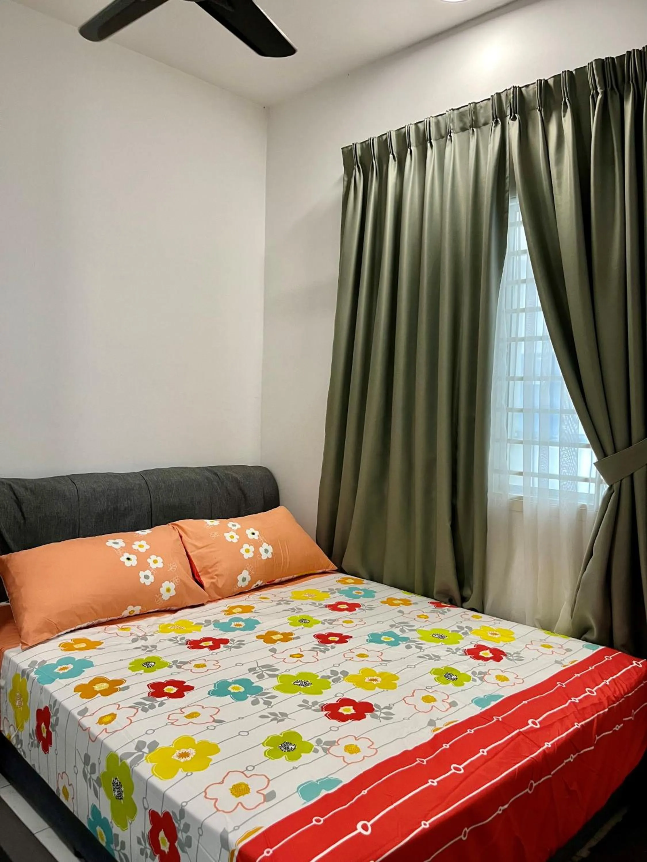 Bedroom, Bed in The Comfy Stay