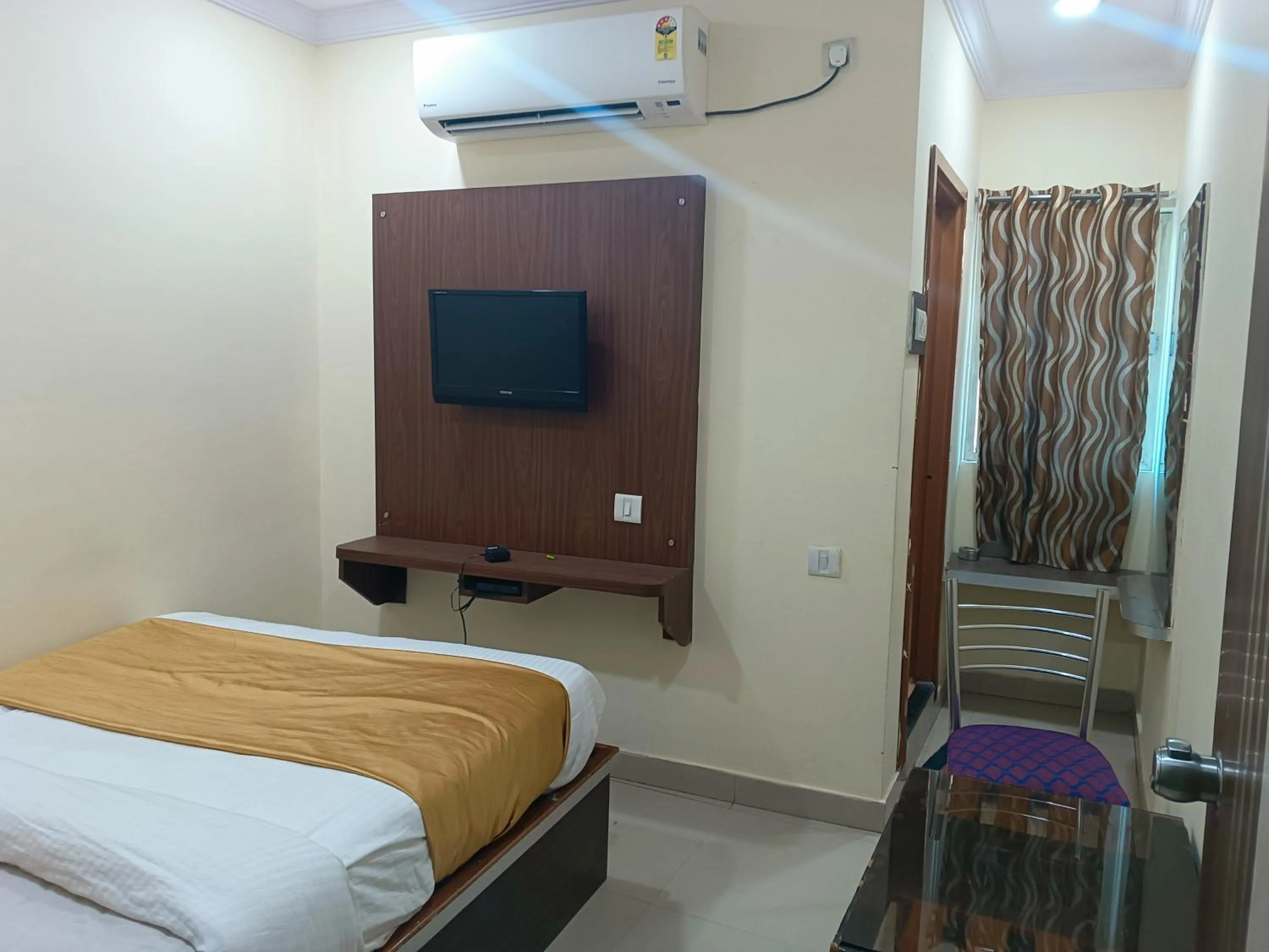 Bed in Hotel golden meridian