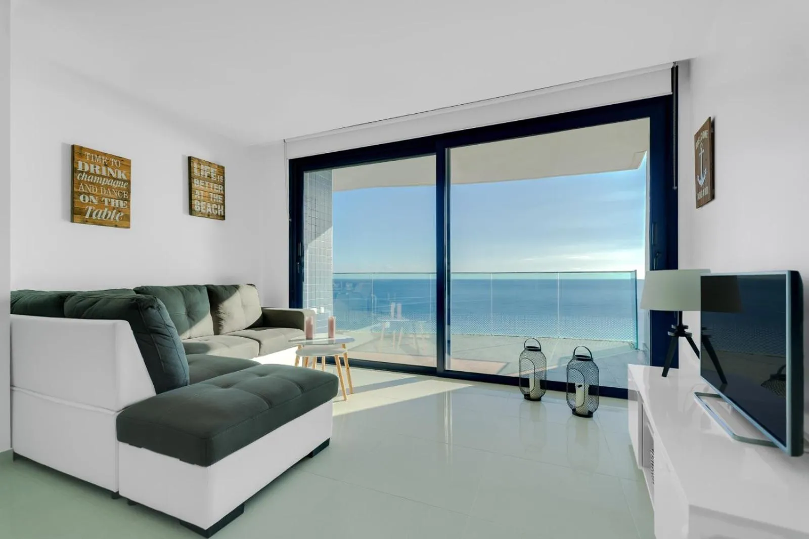 Living room in Sea Senses by Elvira Home, Sea View, AQ-114