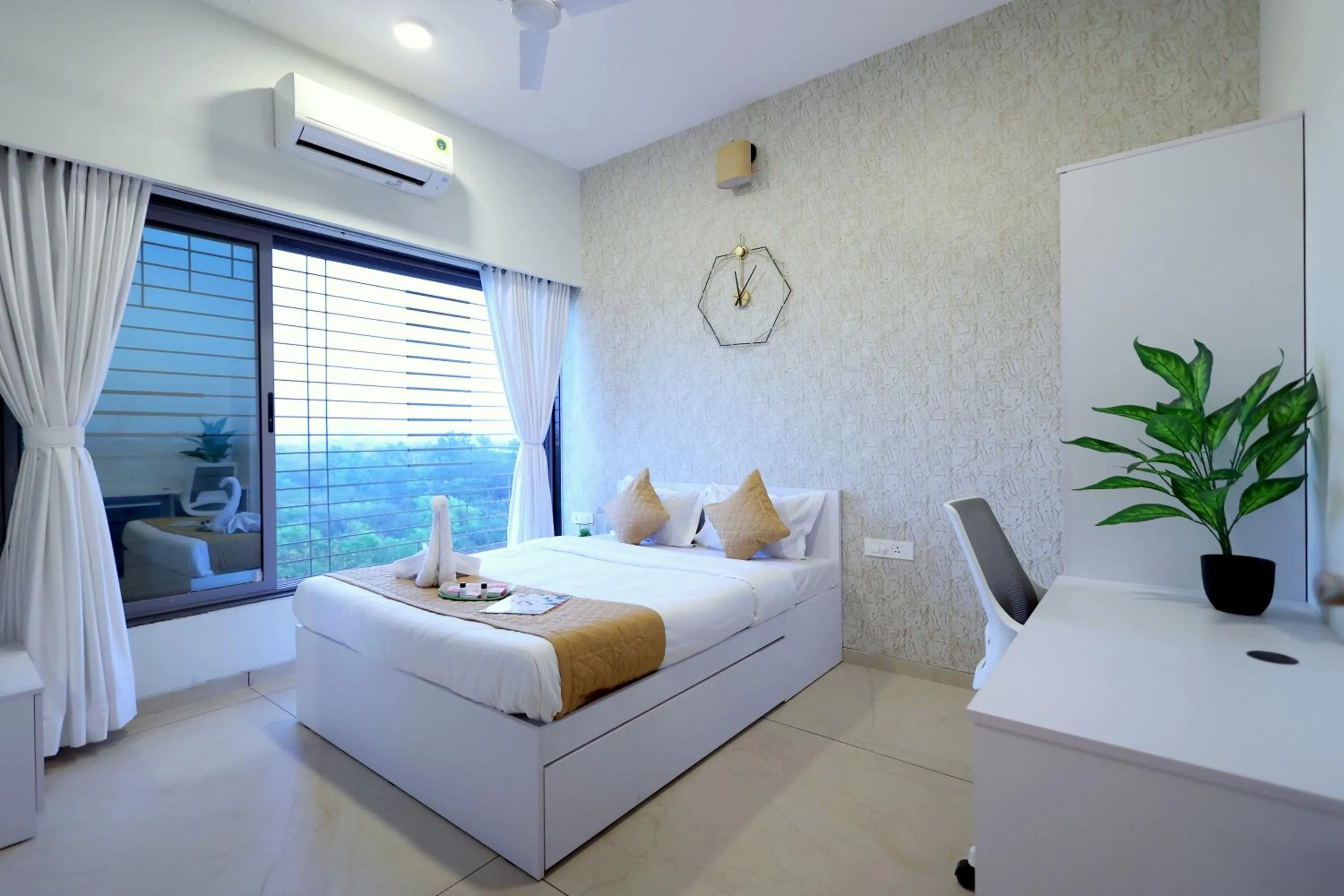 Bed in Gagal Home - Navi Mumbai