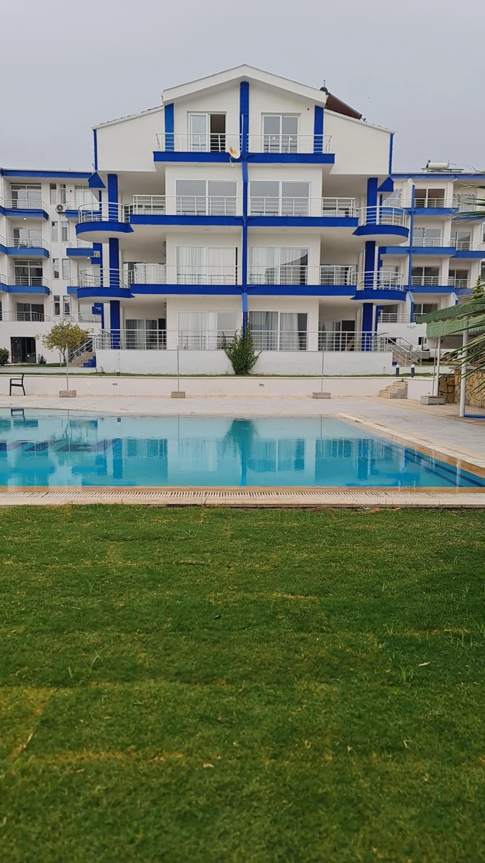 Property building in White Bay Resort