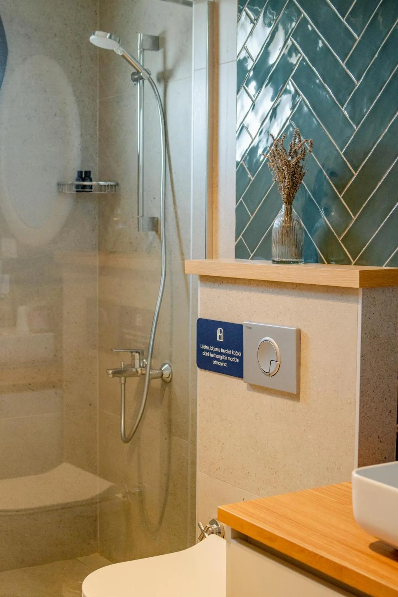 Bathroom in Hane Cunda