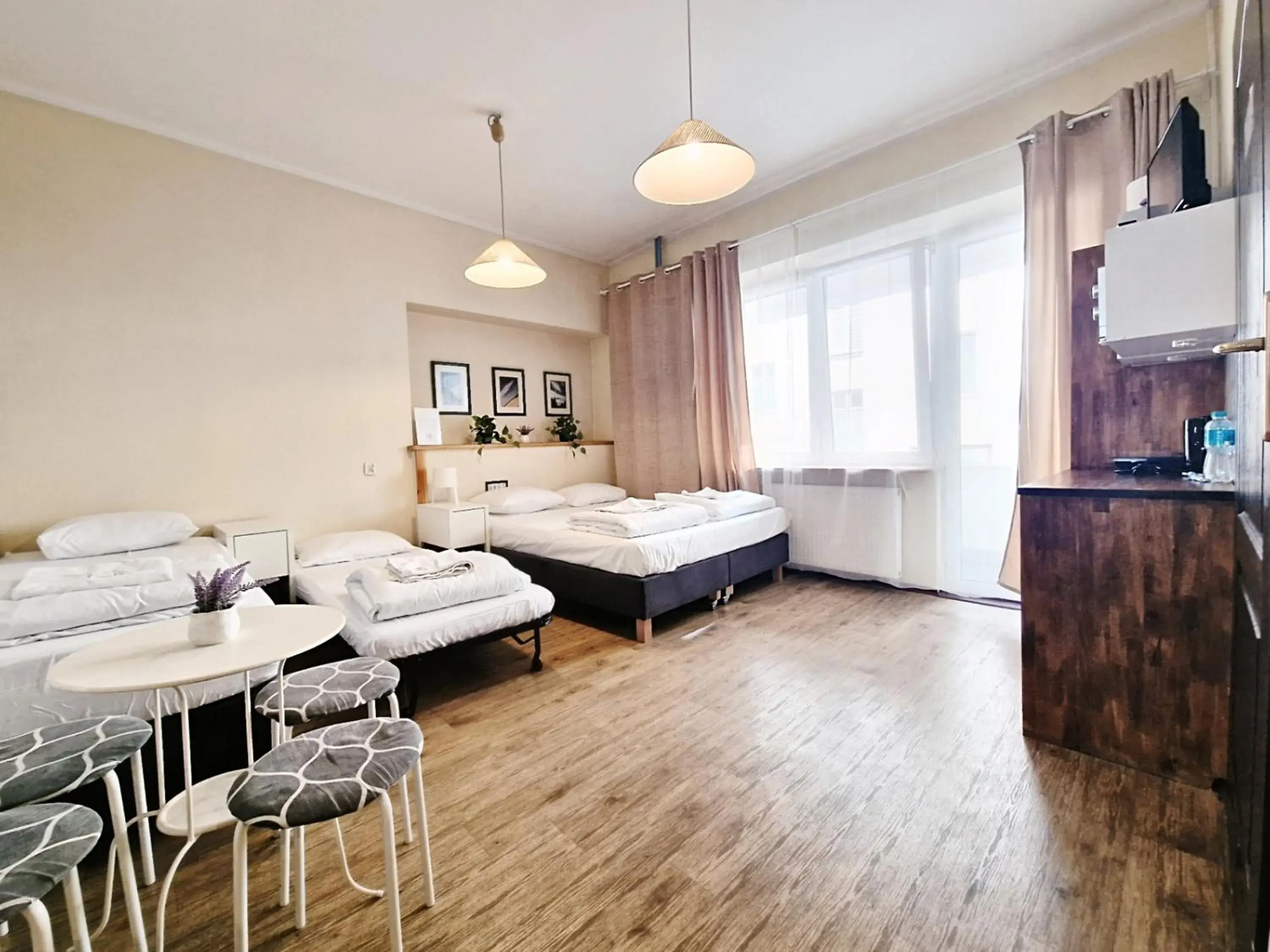 Studio with Balcony in Apart HoStel Helvetia B&B Studio with Balcony in Apart HoStel Helvetia B&B