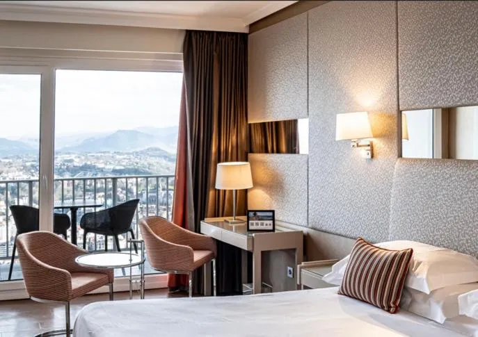 Photo of the whole room in Mercure Monte Igueldo