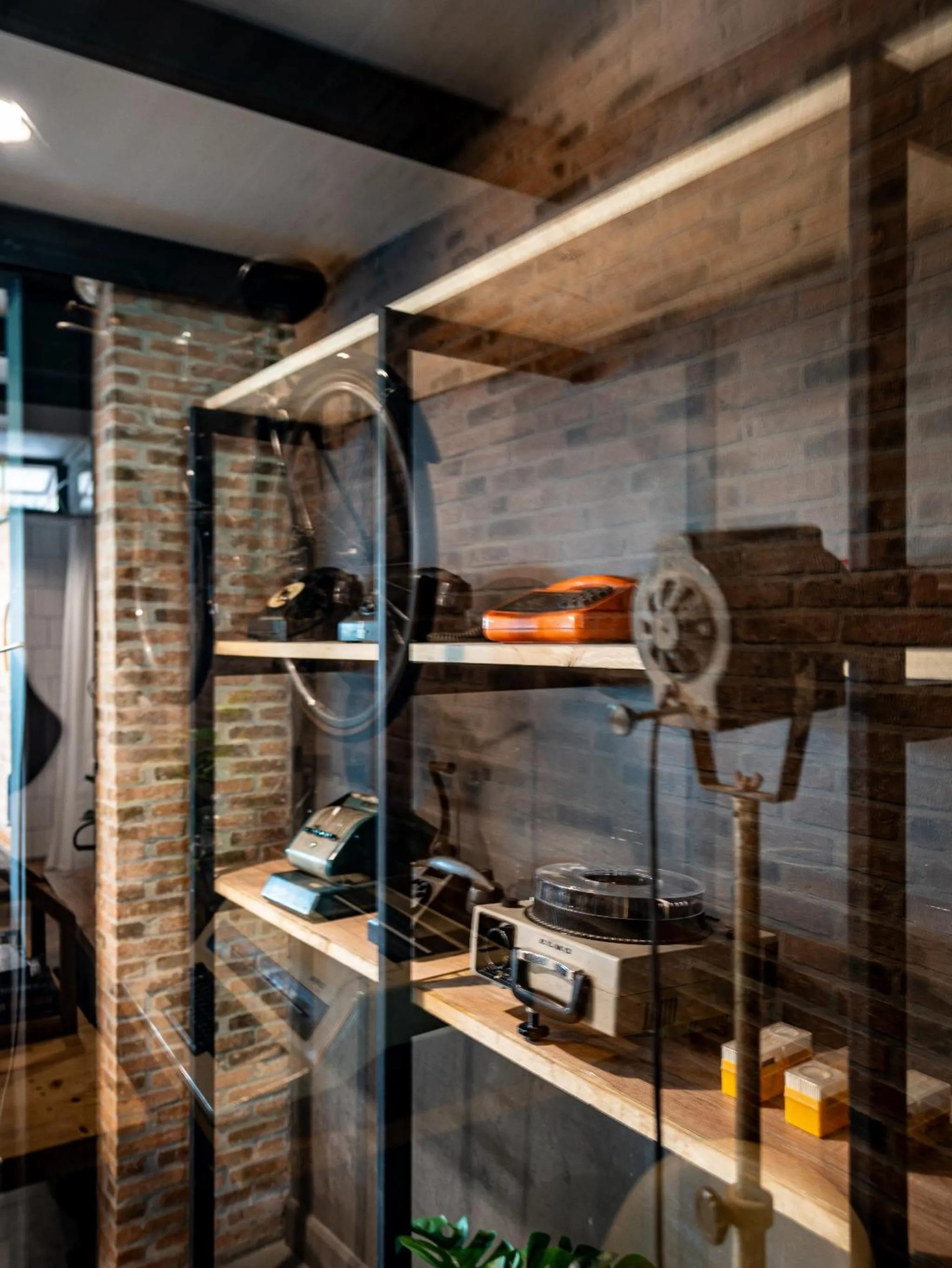 Photo of the whole room in Pyur Otel by Ombra House