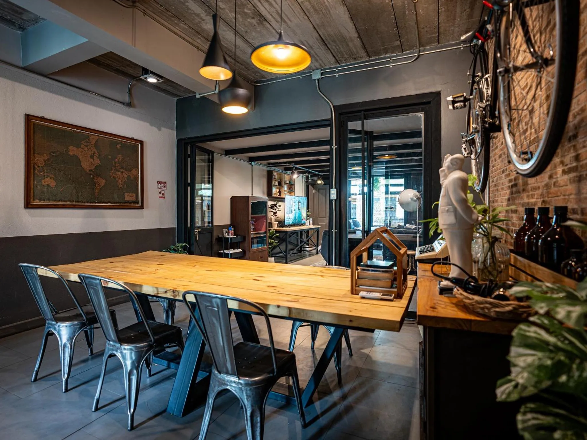 Living room in Pyur Otel by Ombra House