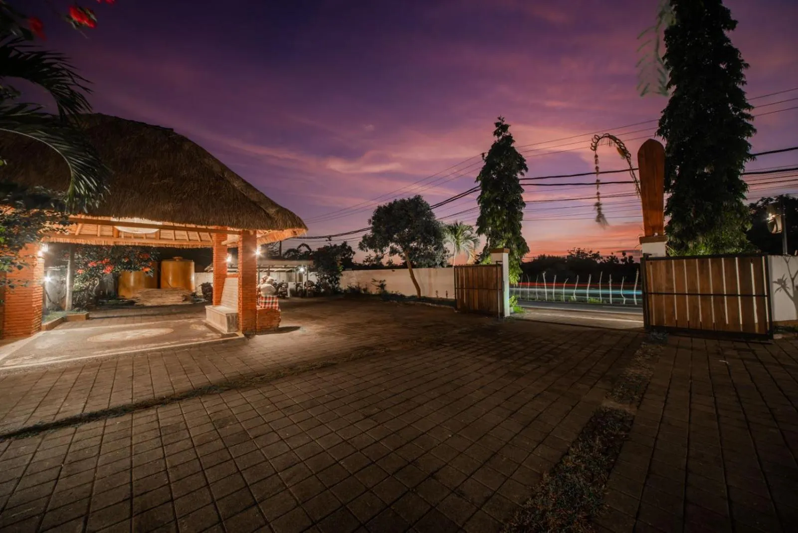 Parking in Olo Surf Nature