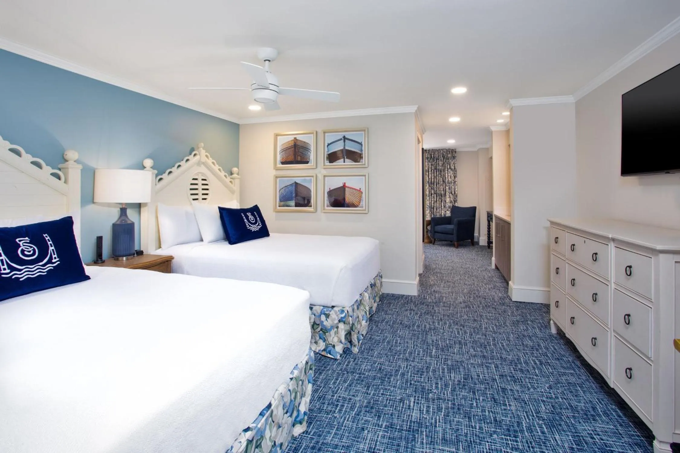 Bed in The Inn at Stonecliffe