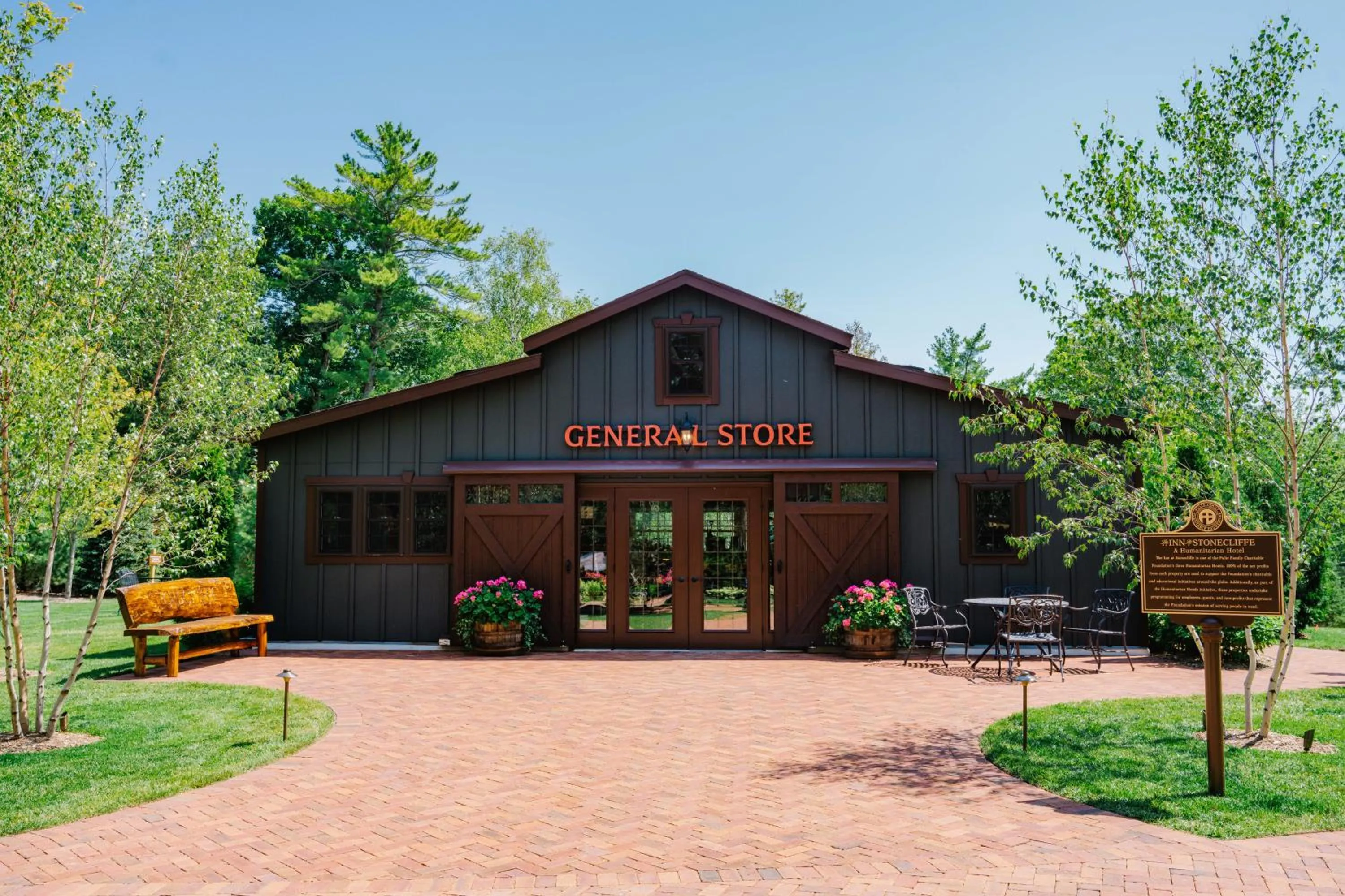 On-site shops in The Inn at Stonecliffe