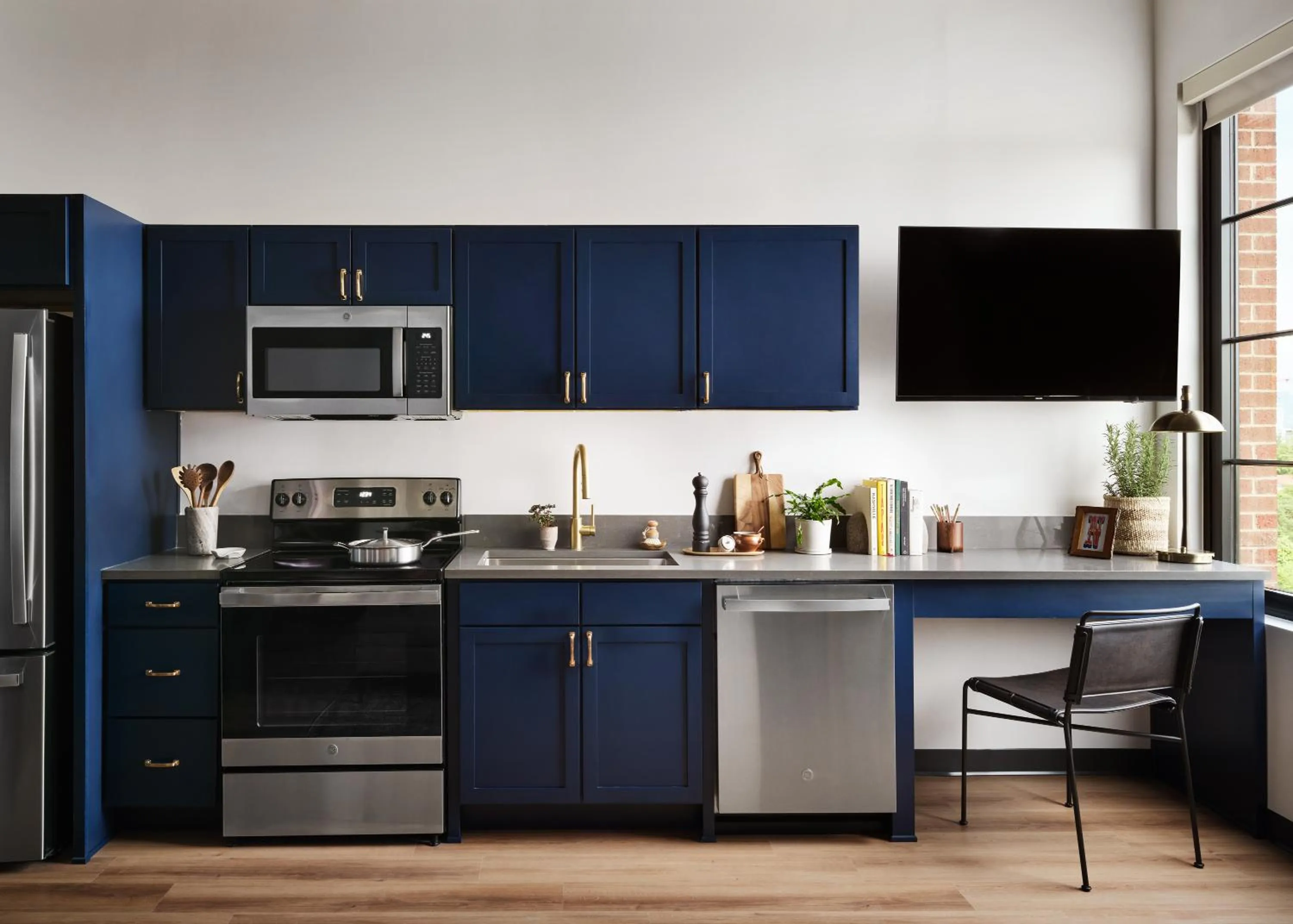 kitchen in Memoir Wedgewood Houston