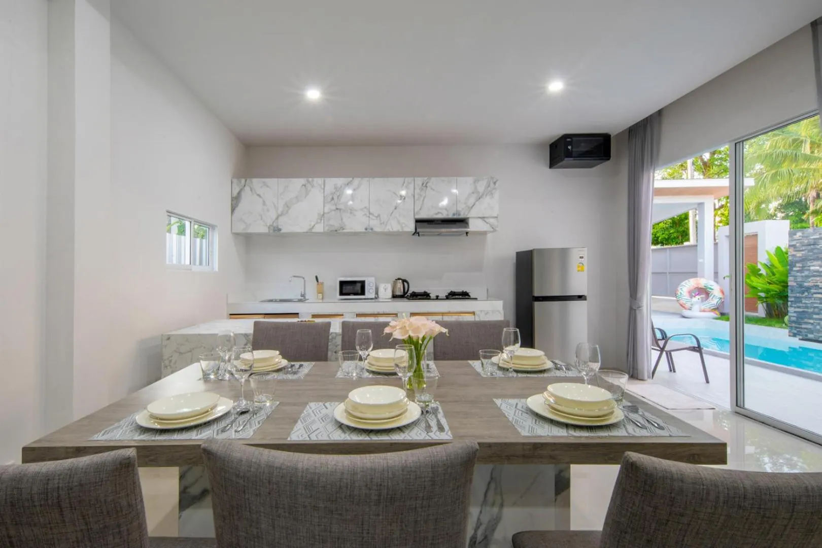 Kitchen or kitchenette in Sasi Pool Villa Phuket