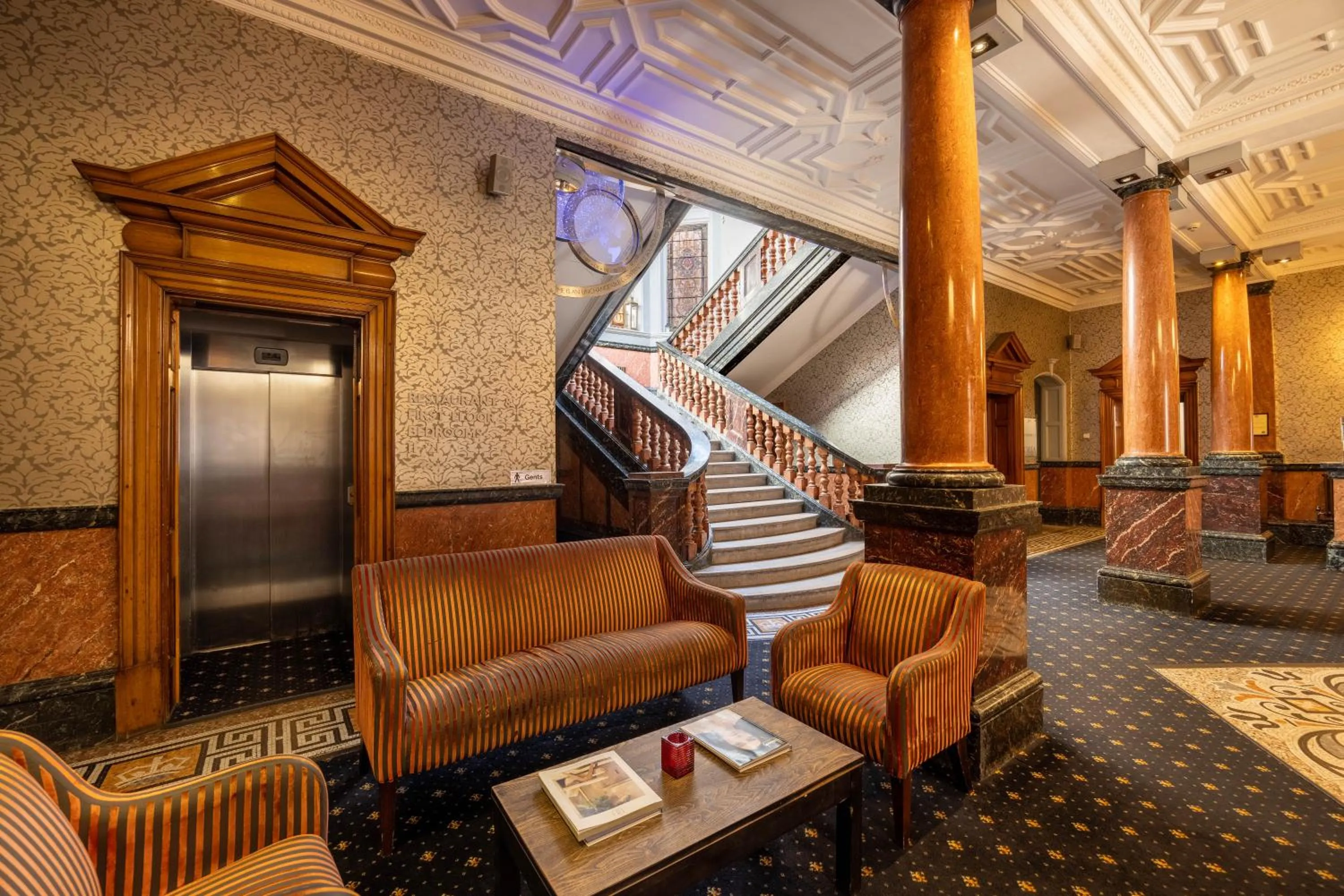Living room in Cathedral Quarter Hotel - Derby