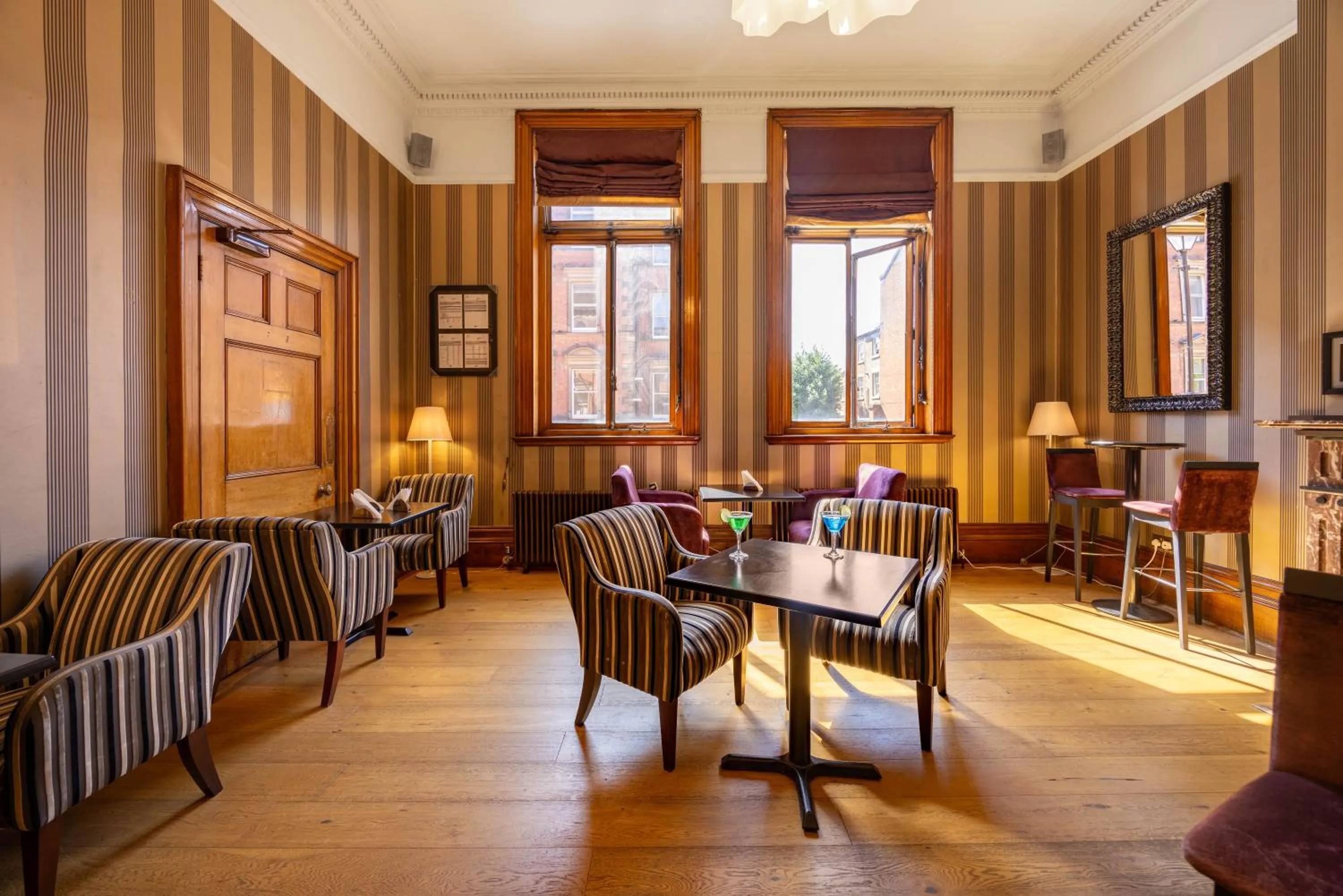 Living room in Cathedral Quarter Hotel - Derby