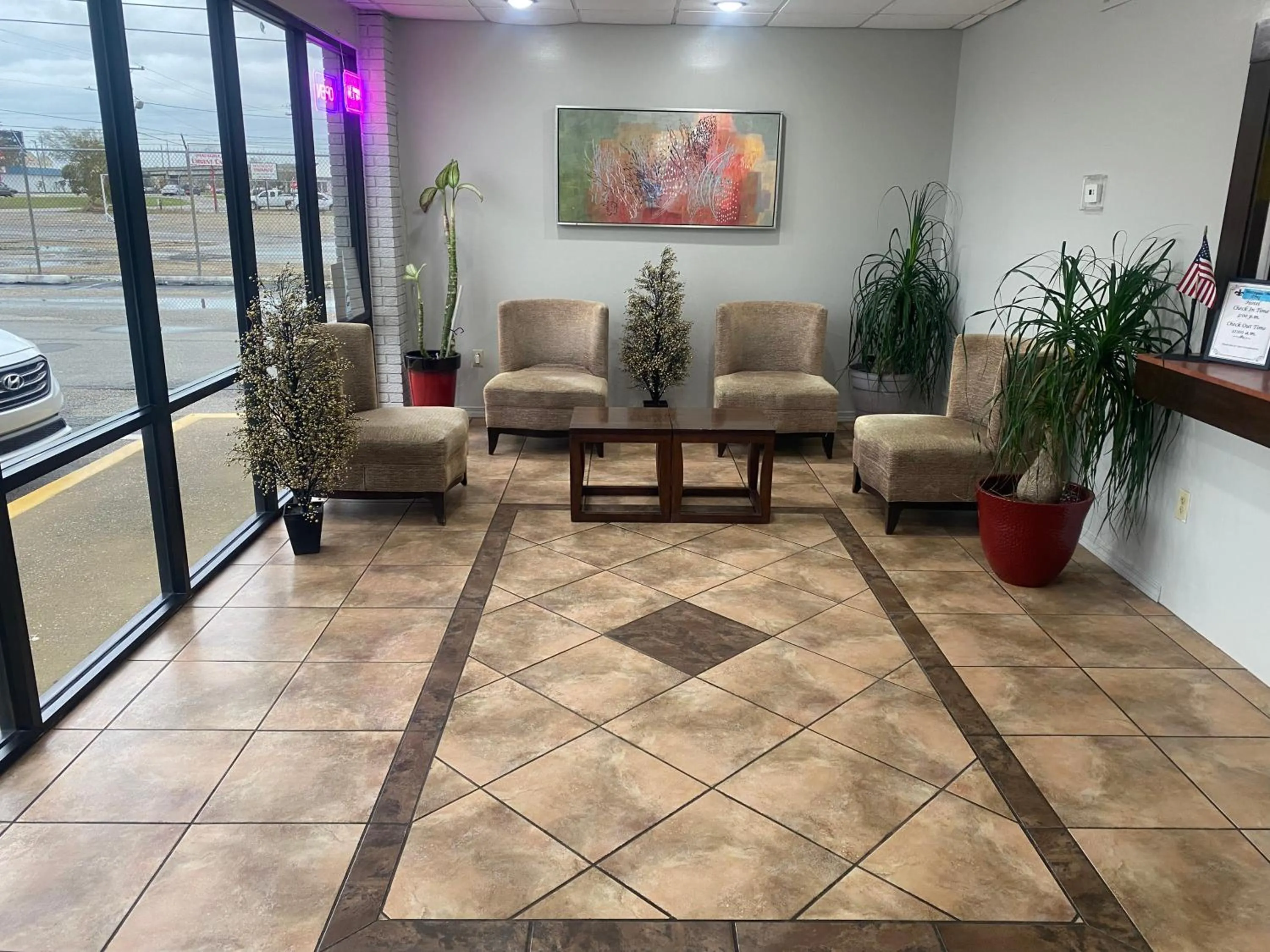 Seating area in PASCAGOULA EXTENDED STAY