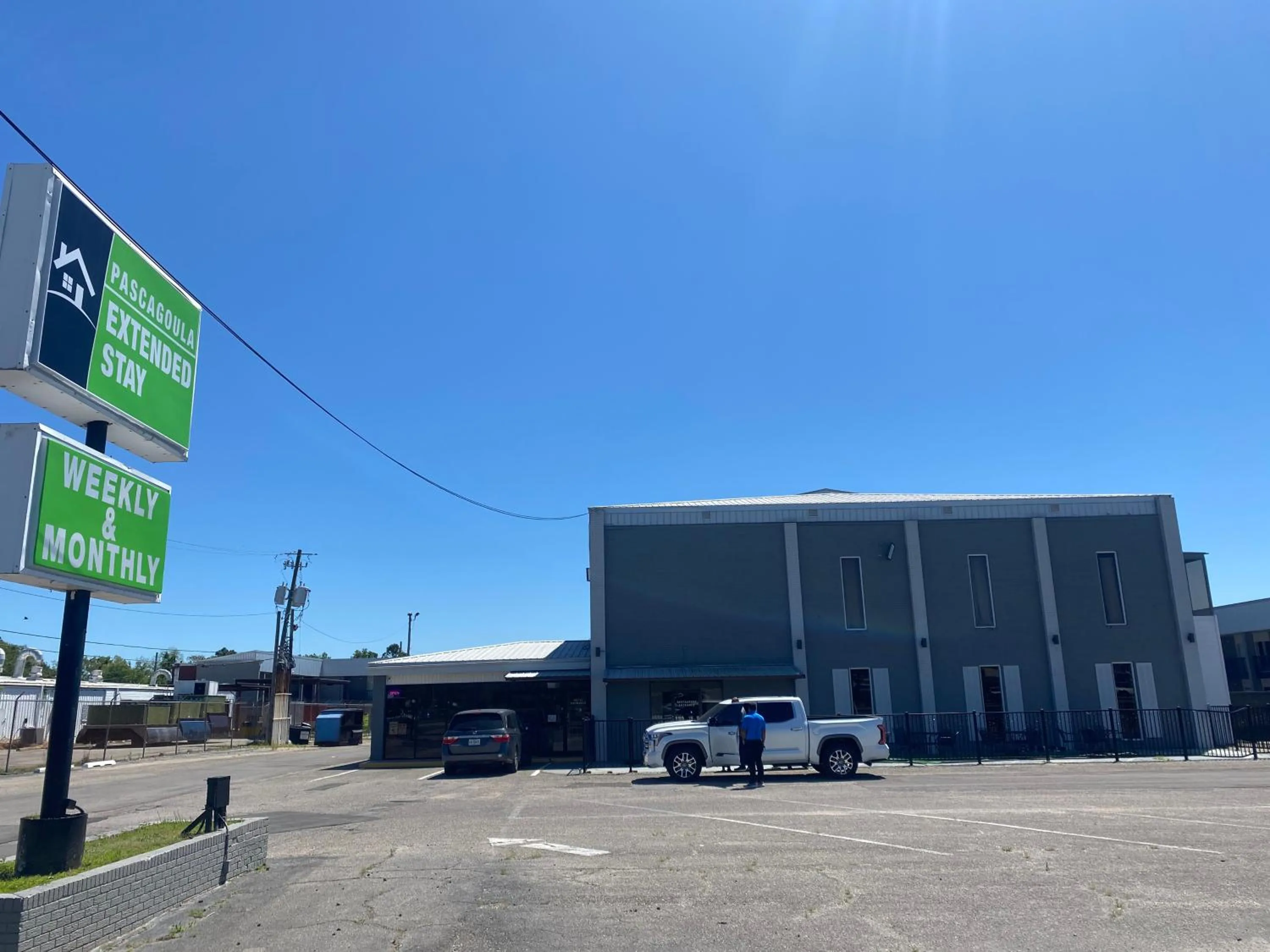Property building in PASCAGOULA EXTENDED STAY