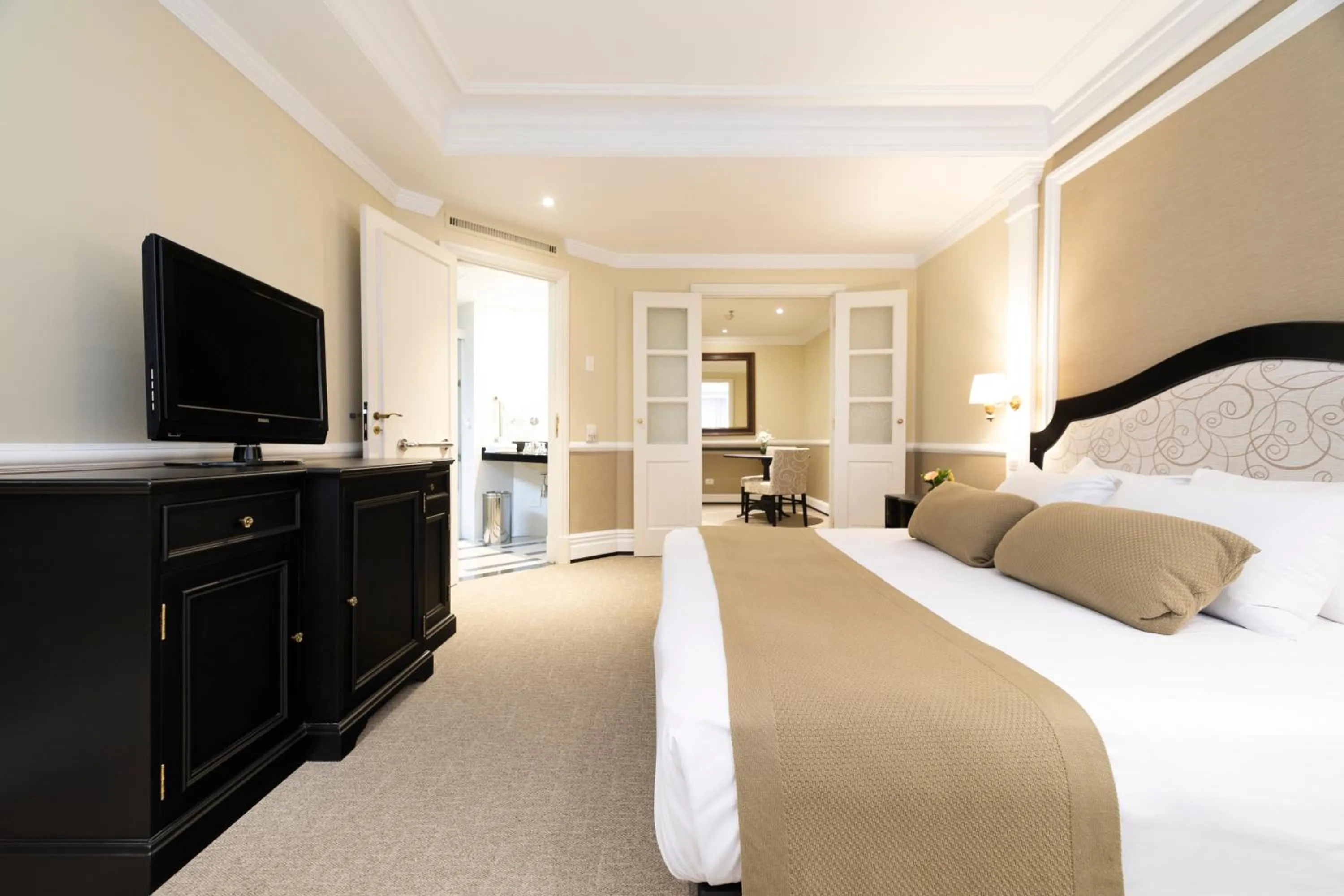 Bed in Grand Mercure Sao Paulo Ibirapuera