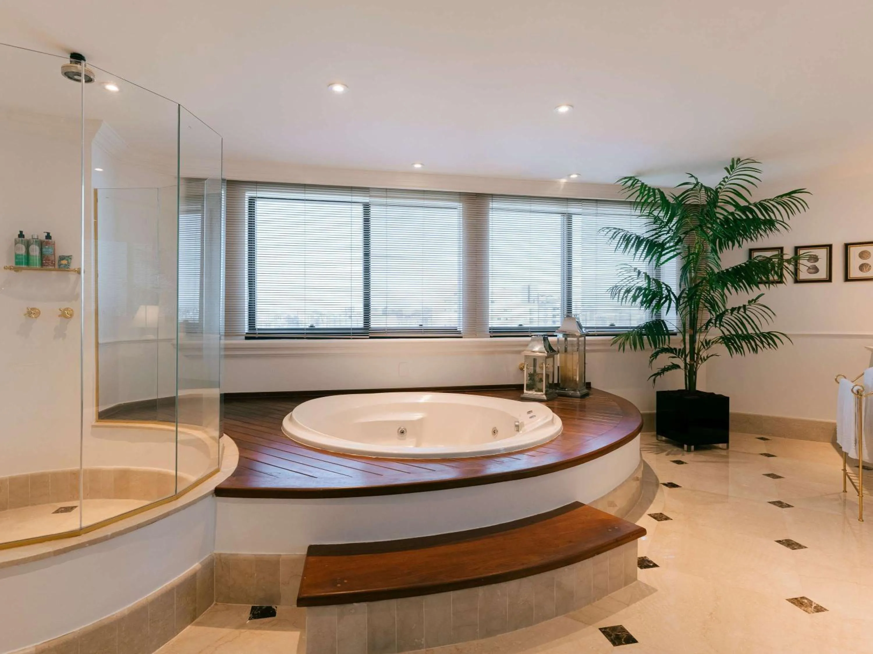 Bathroom in Grand Mercure Sao Paulo Ibirapuera