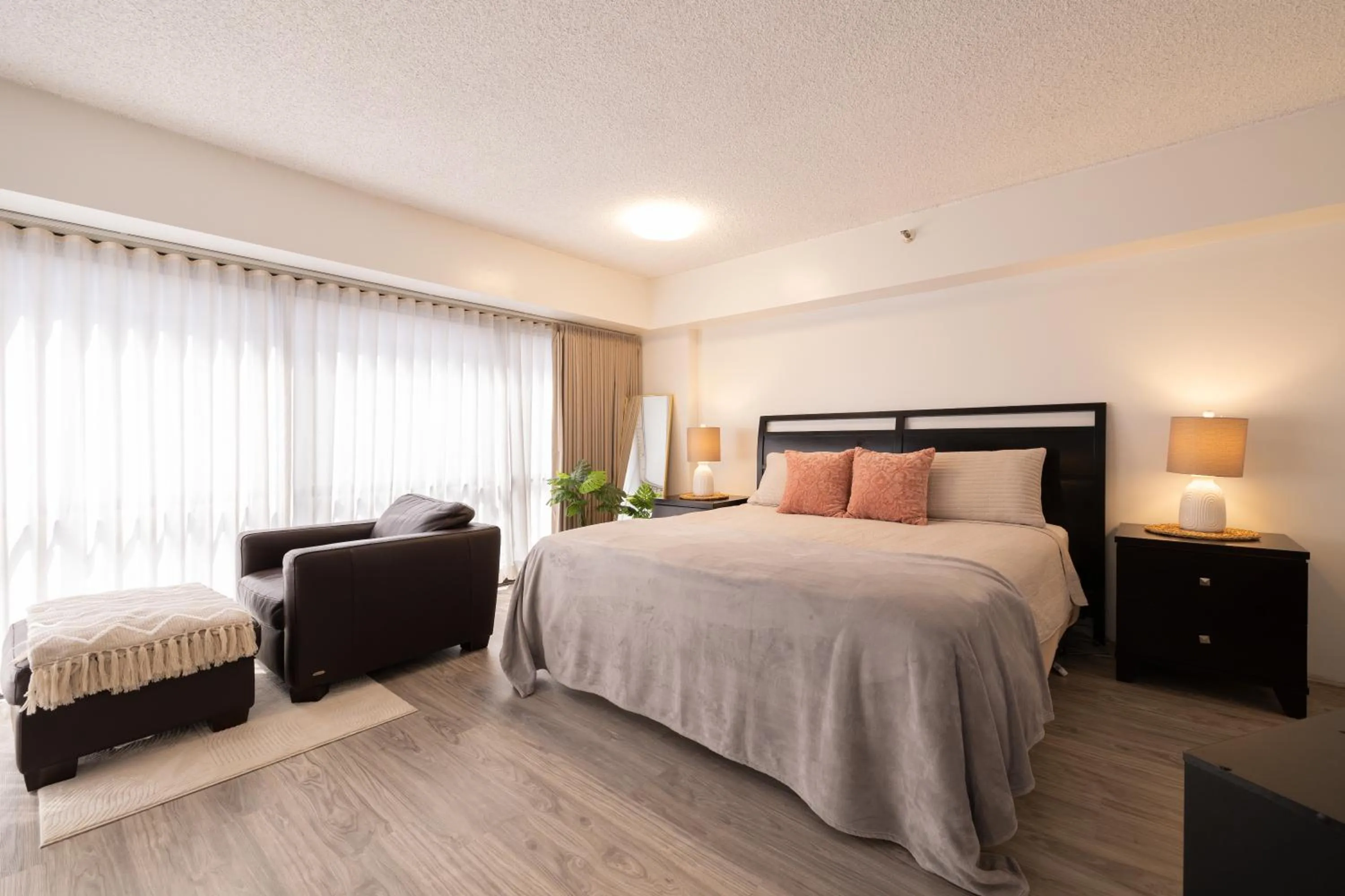 Bed in Bishop Suites at Executive Centre