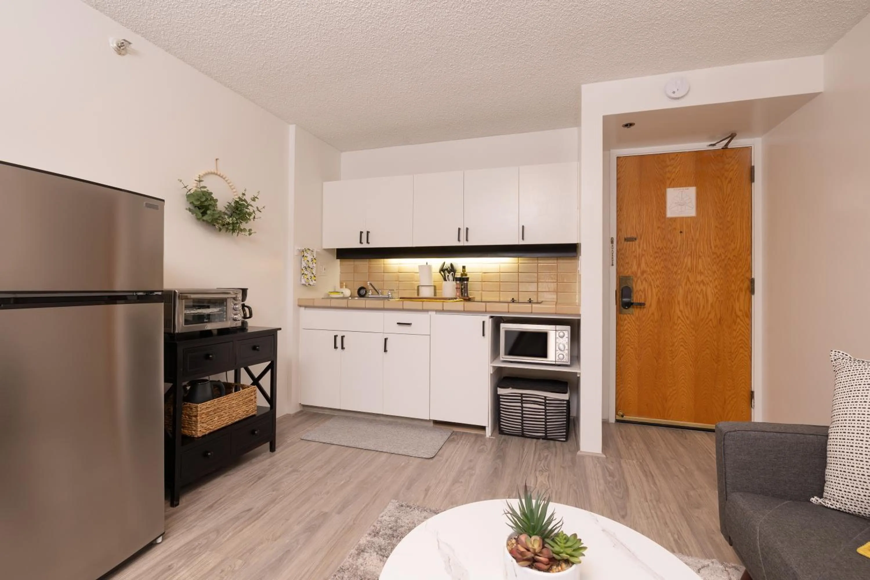 kitchen in Bishop Suites at Executive Centre