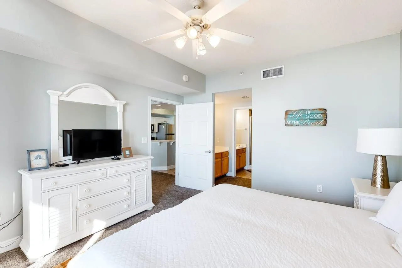 Waters Edge Condominiums