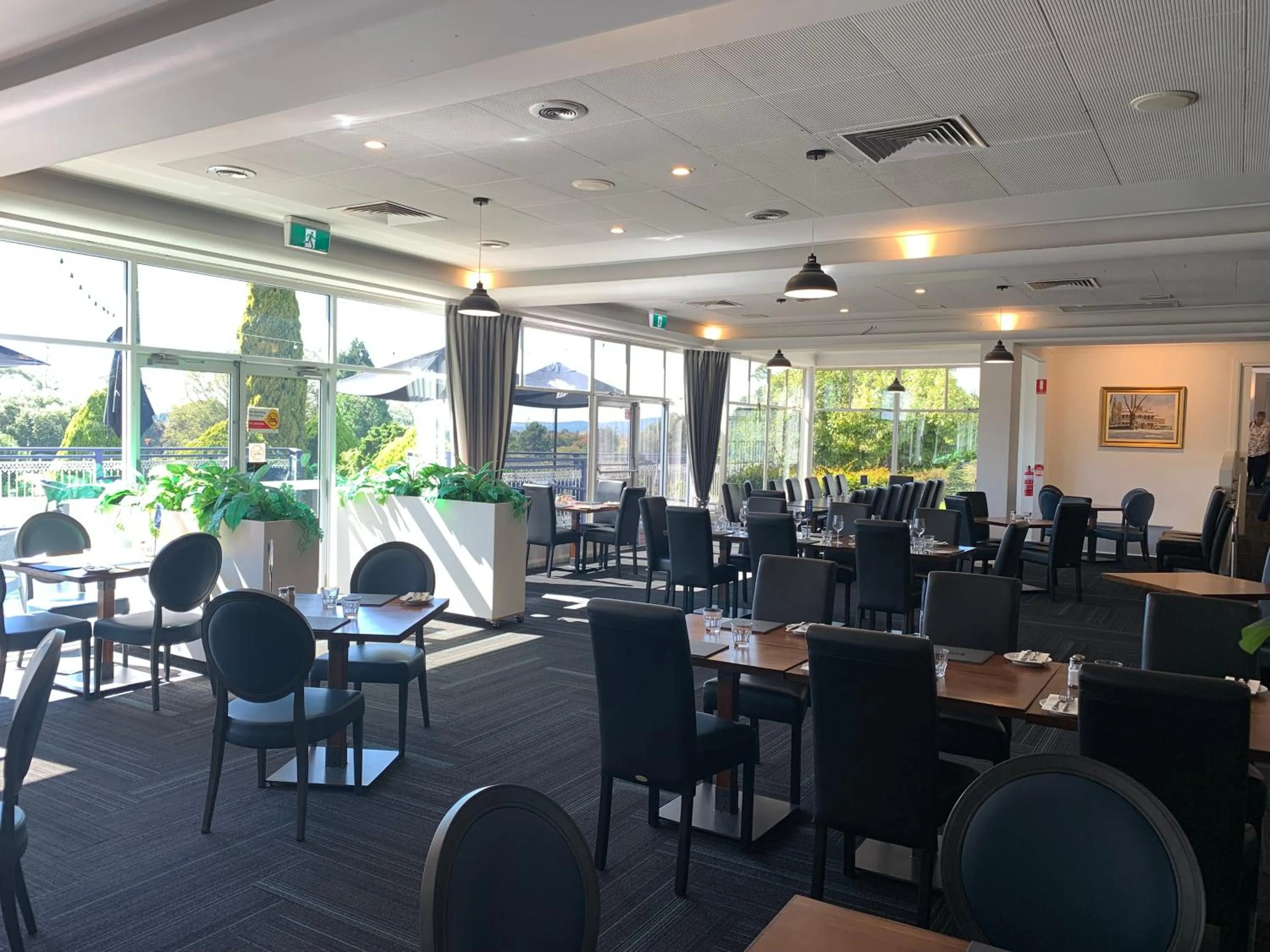 Restaurant/places to eat in Duntryleague