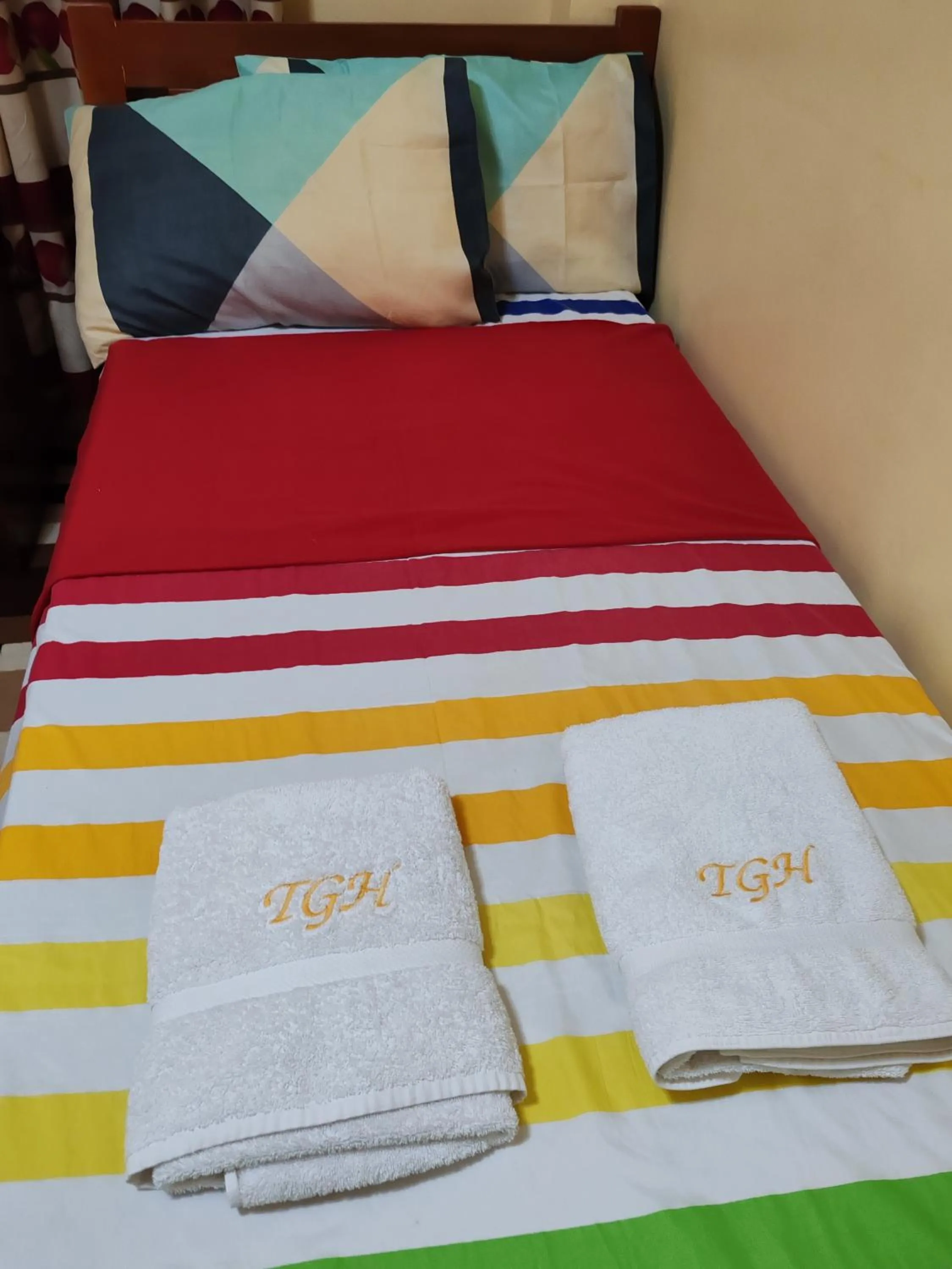 Bed in TGH Guest House Badian